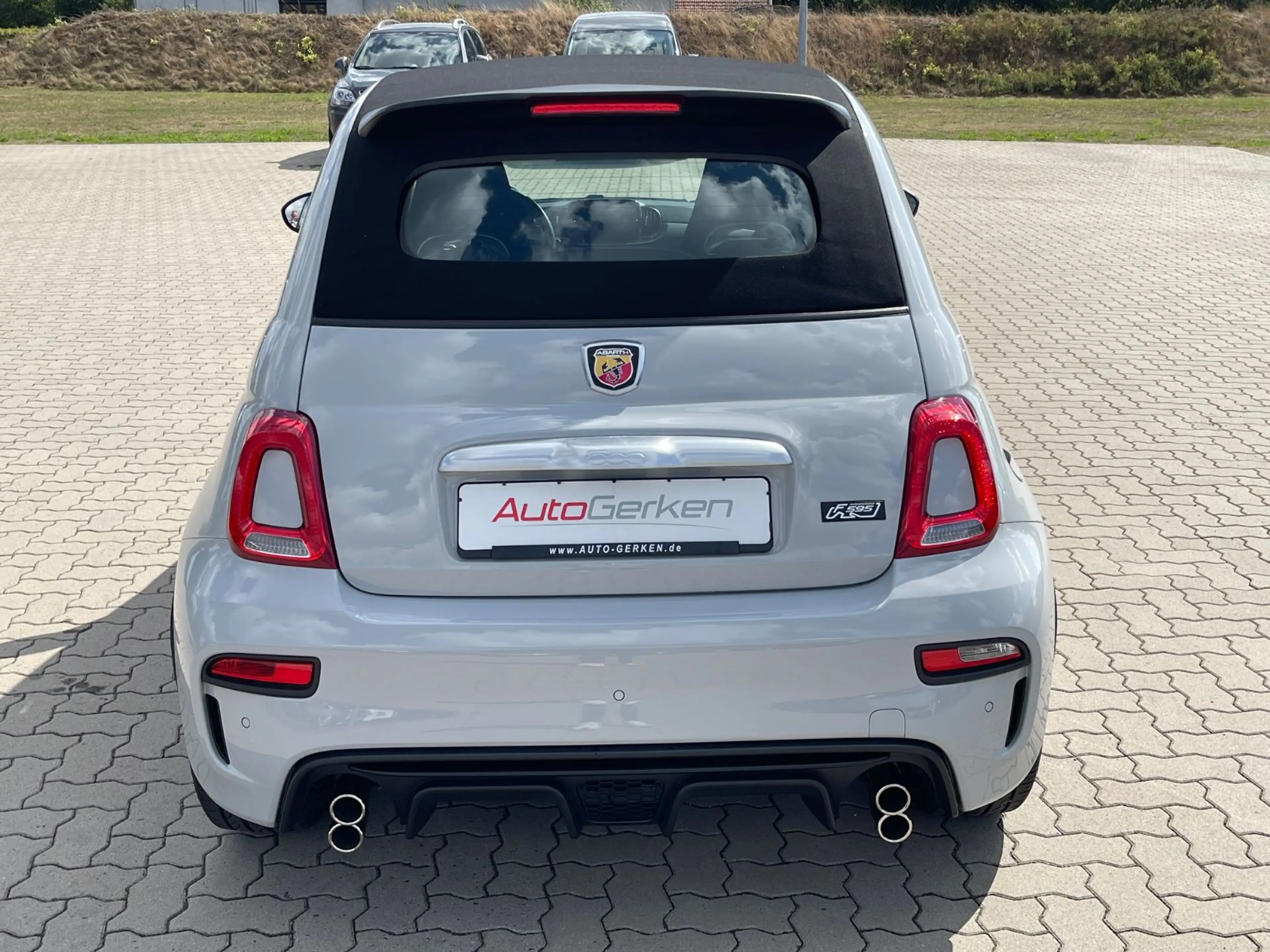 Abarth 500 595 C 1.4 Turbo F595 1HD BEATS DAB Design-Paket — photo 9
