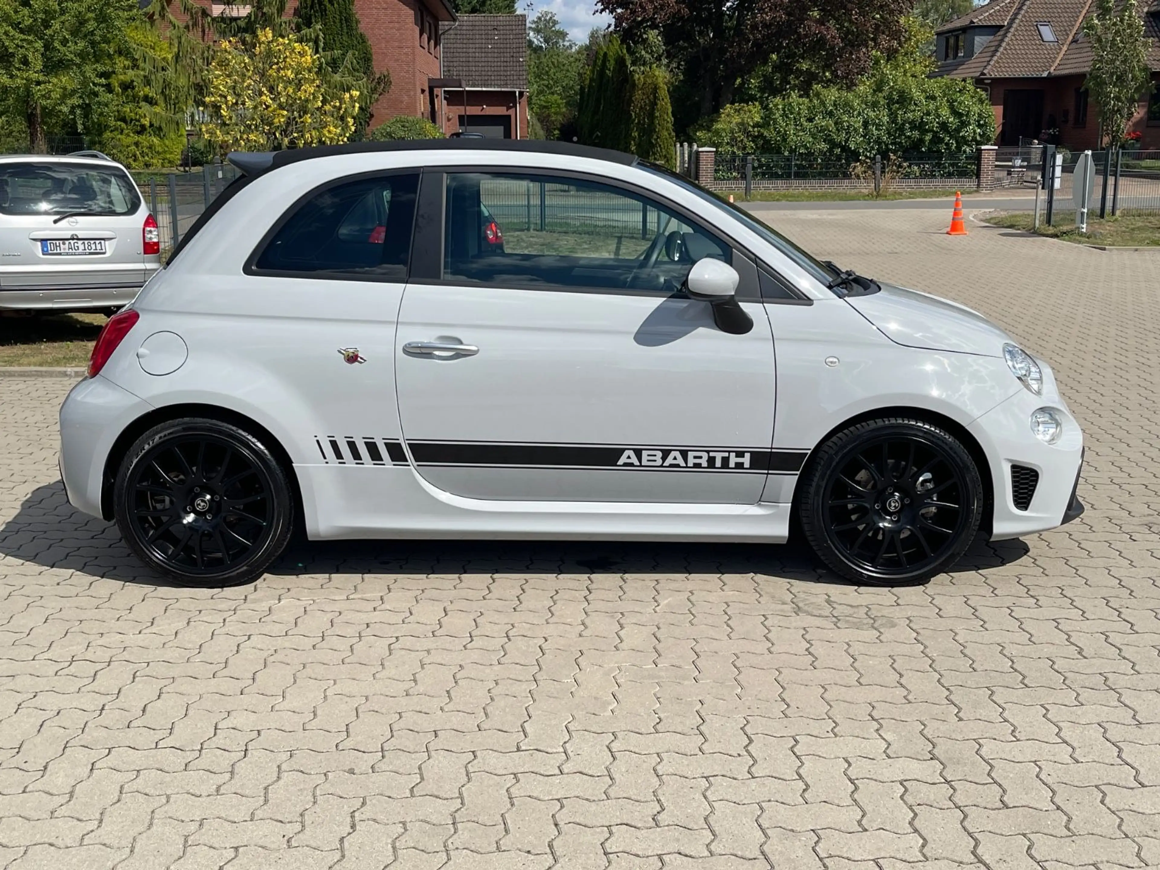 Abarth 500 595 C 1.4 Turbo F595 1HD BEATS DAB Design-Paket — photo 5