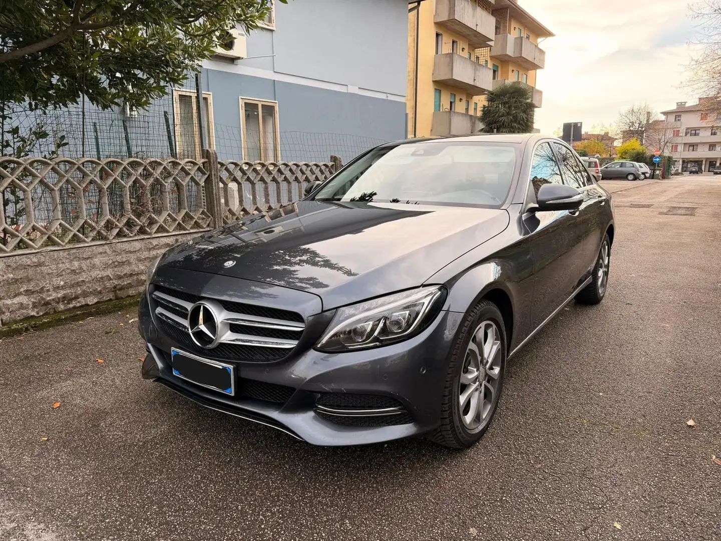 Mercedes-Benz C 220 Sport - 1