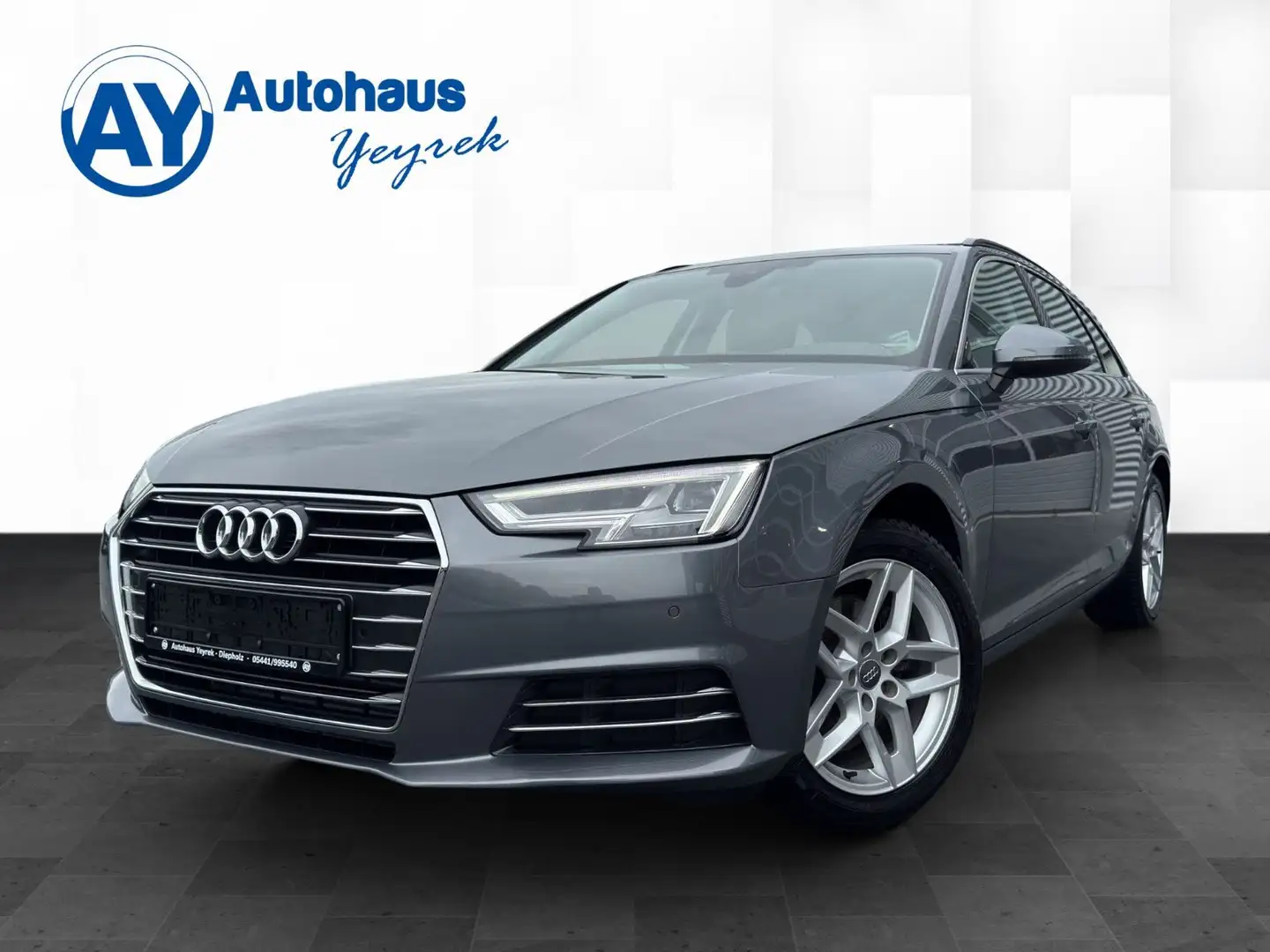Audi A4 Avant design Automatik*NAV*CAM*40tKM* Grau - 1