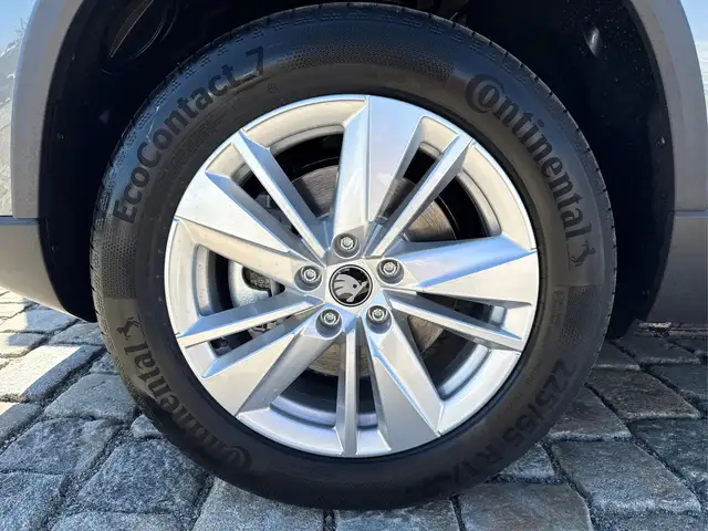 Skoda Karoq view 12