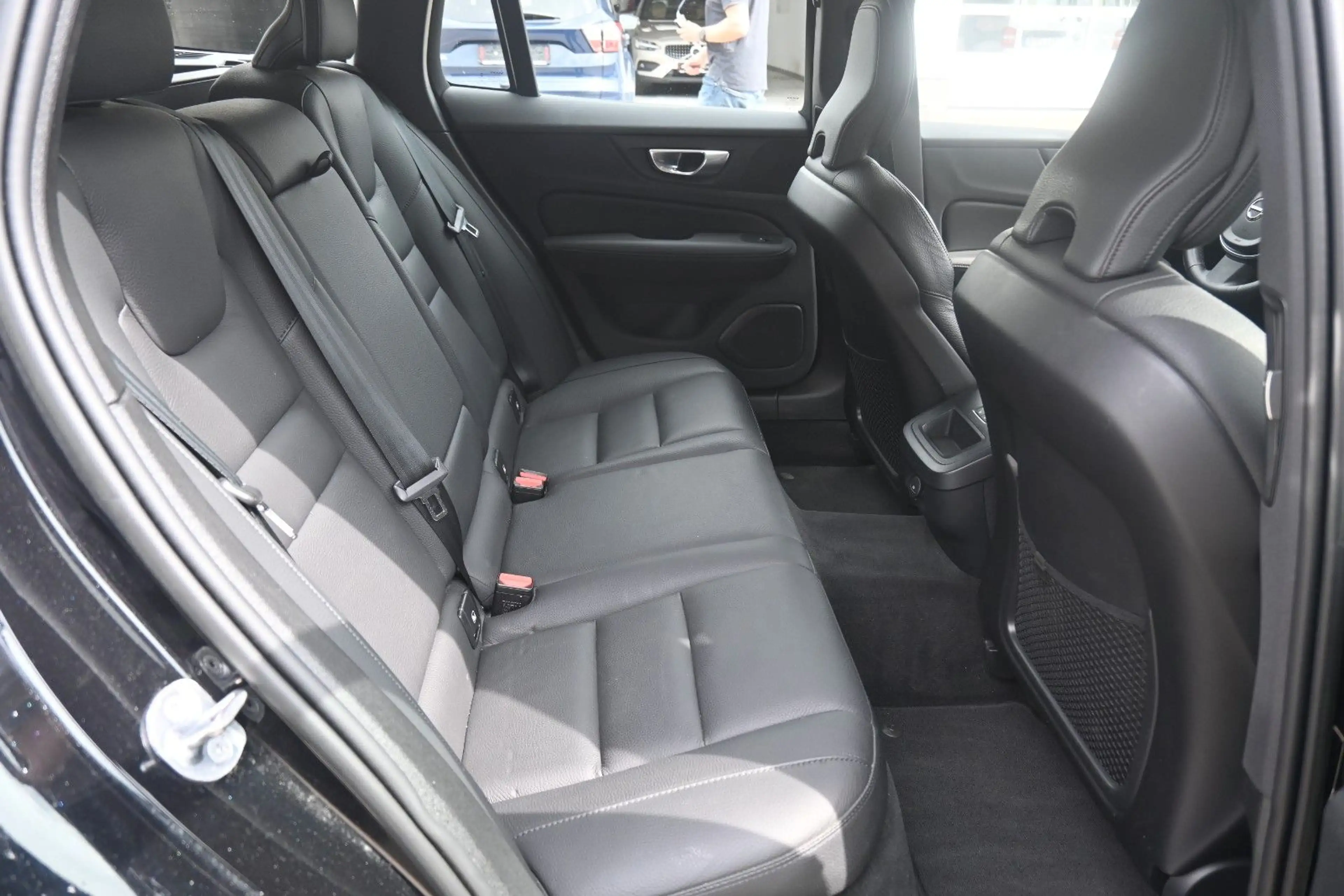 Volvo V60 Cross Country V60Cross Country B4D AWD Plus*FSHZG*ACC*BLIS*AHK — photo 14