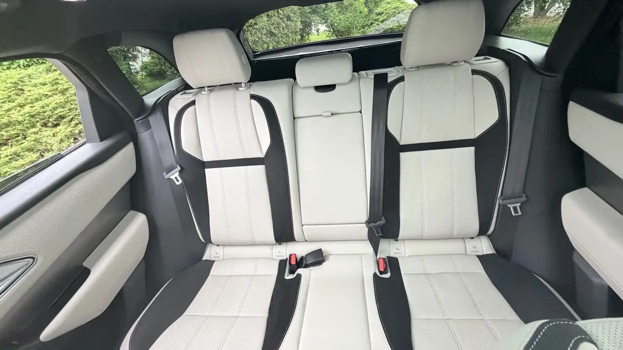 Land Rover Range Rover Velar снимка Land Rover Range Rover Velar