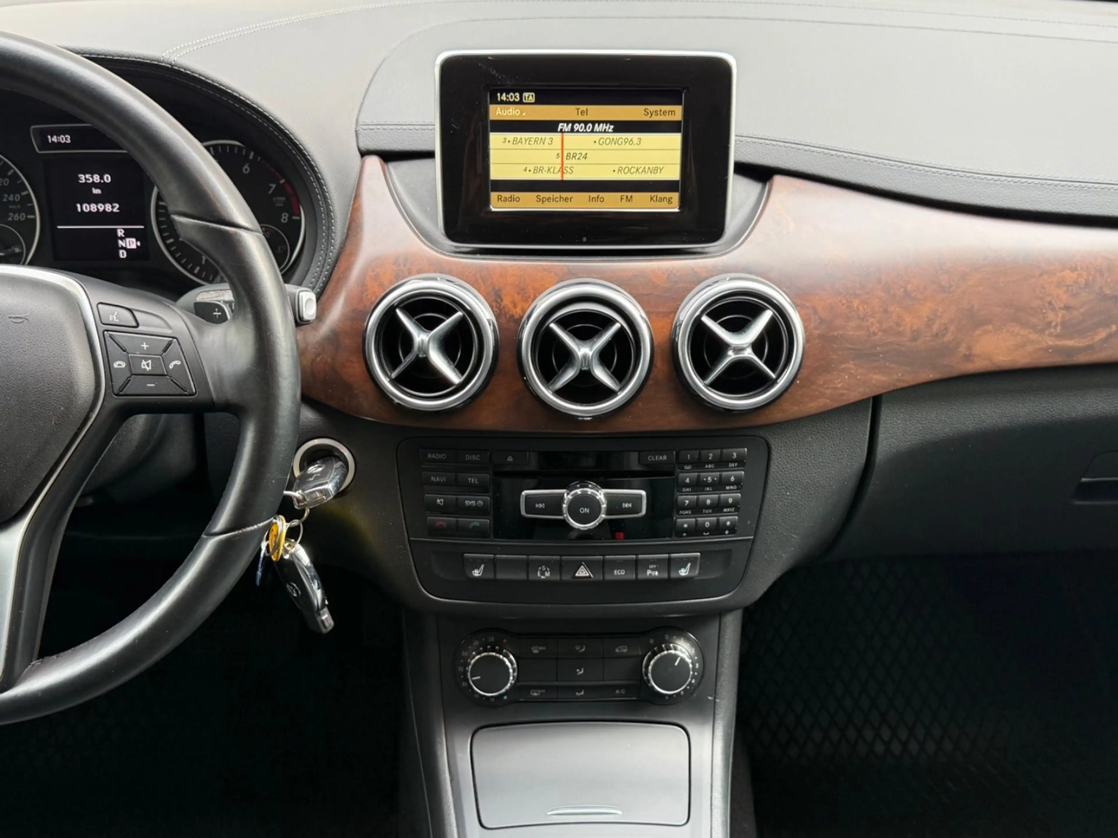 Mercedes-Benz B 200 B B 200/Automatik/Vollleder — photo 9