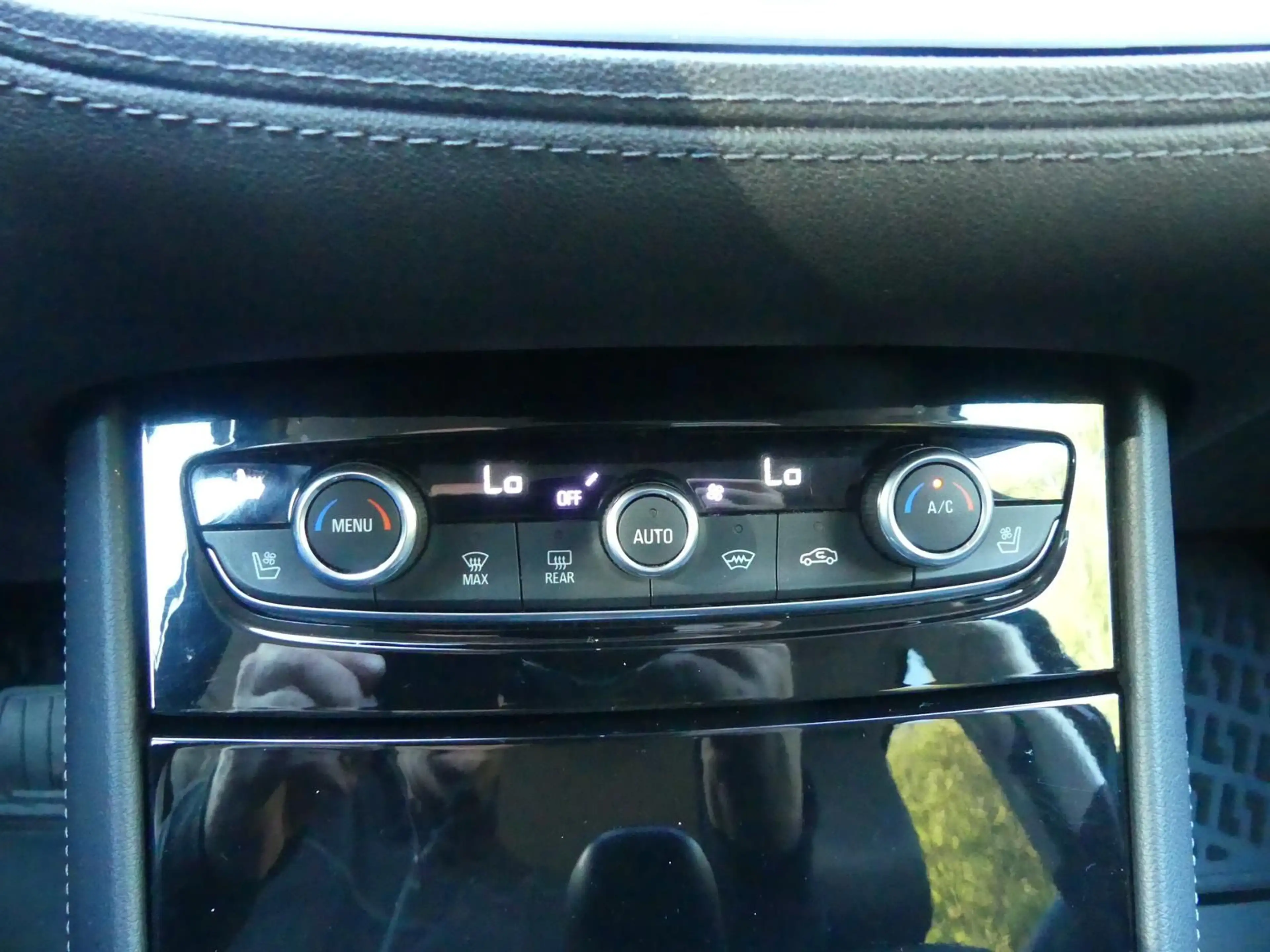Opel Grandland X *1.2*Leder*Klima*Sitzbel:*LED*Kam — photo 14