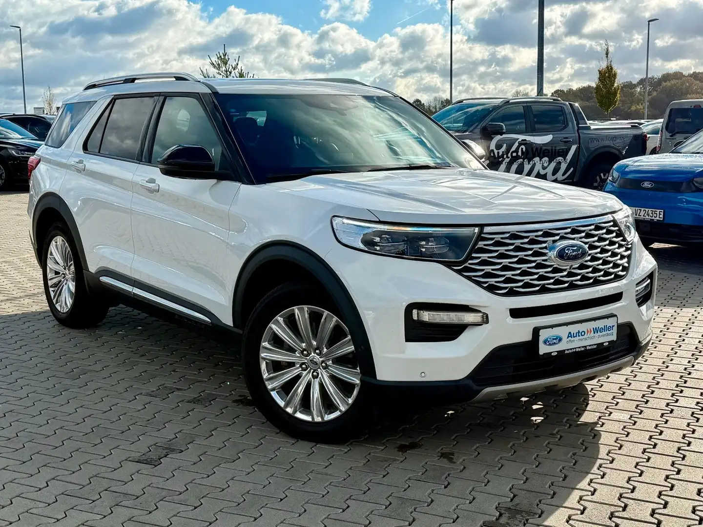 Ford Explorer Platinum Plug-inHybrid 4x4 3.0 EcoBoost Weiß - 2