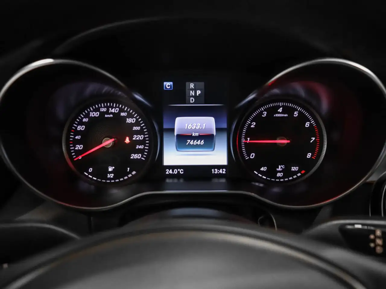 Mercedes-Benz C-Class photo Mercedes-Benz C-Class