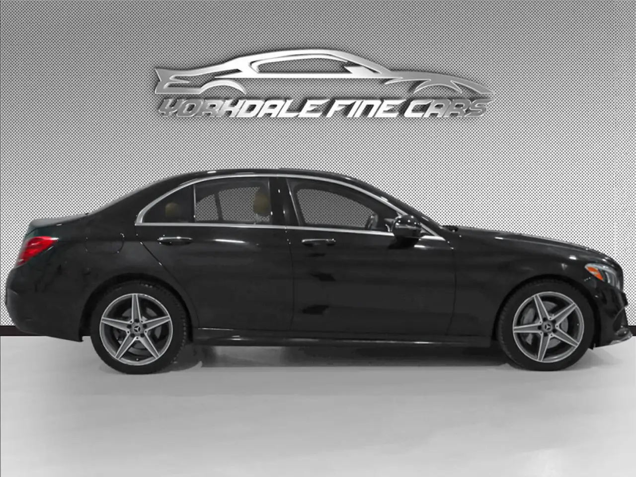 Mercedes-Benz C-Class photo Mercedes-Benz C-Class
