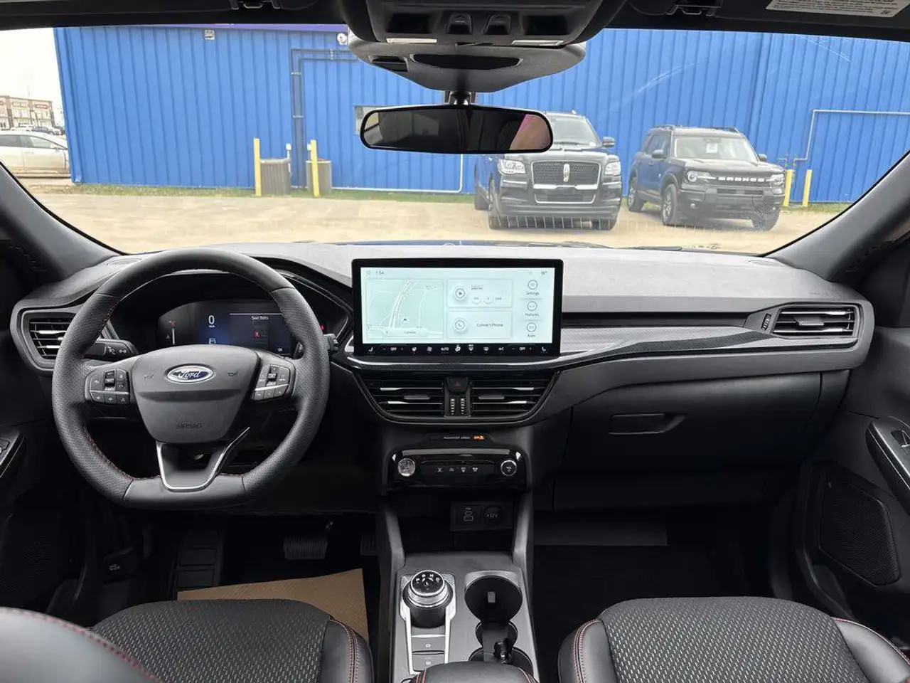 Ford Escape снимка Ford Escape