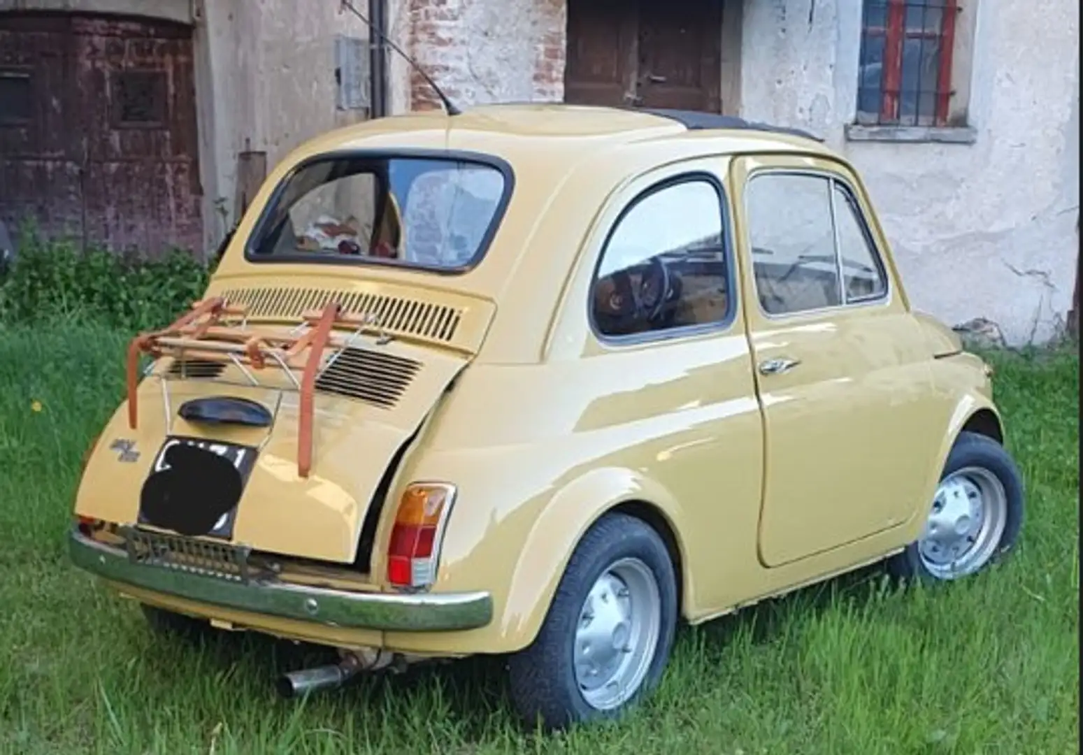 Fiat 500 R Žlutá - 2