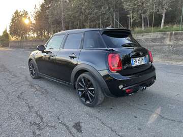 2.0 JCW Total Black