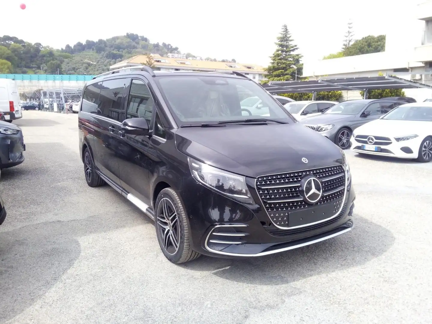 Mercedes-Benz V 300 V Extralong 300 d 4Matic AMG line auto IVA INCLUSA Schwarz - 2