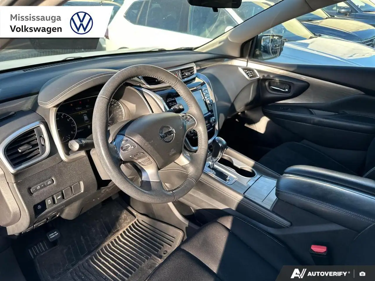 Nissan Murano снимка Nissan Murano