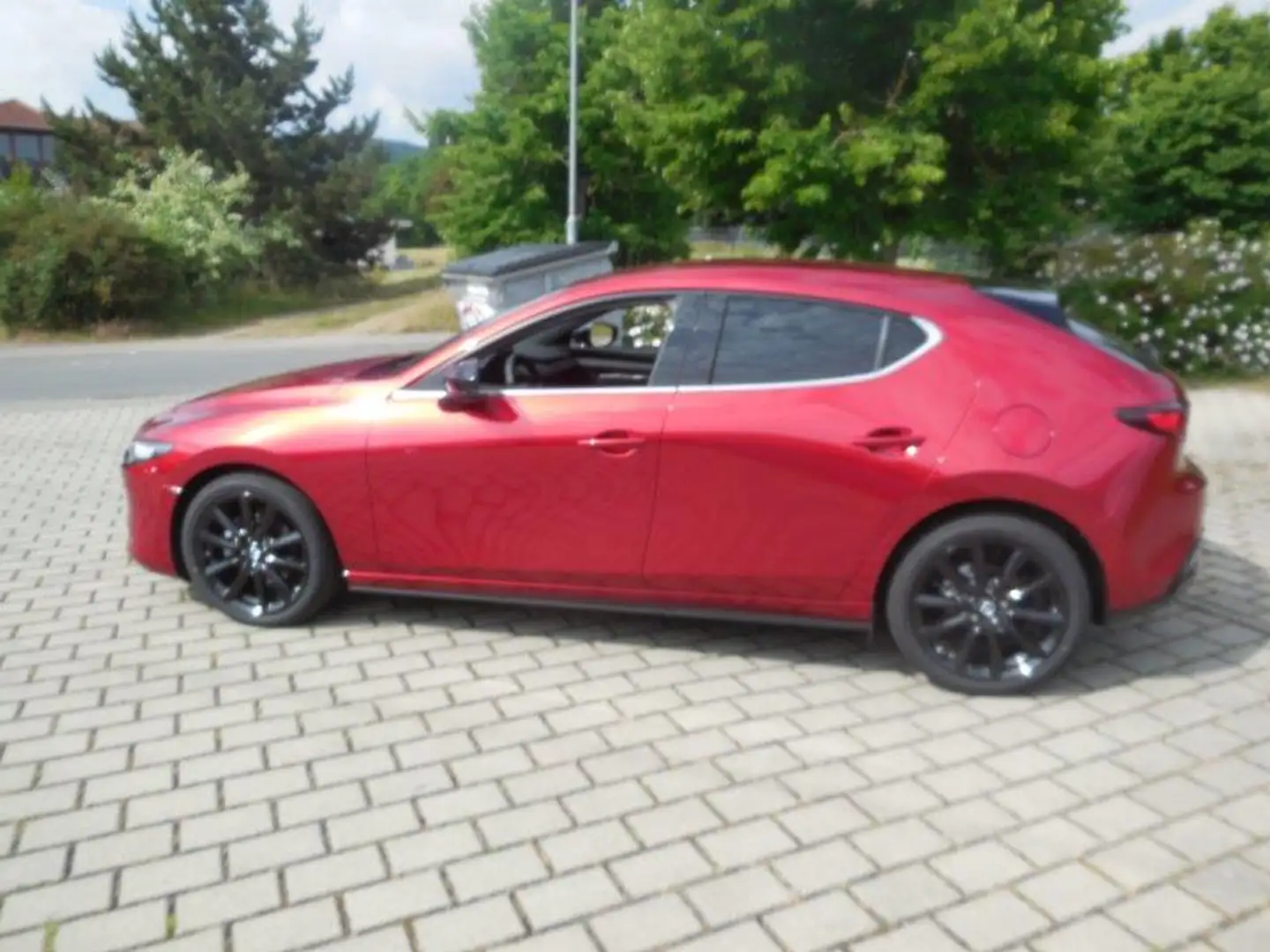 Mazda 3 2.5L e-SKYACTIV G 140PS Homura Voll-LED, Sitzheizu Rouge - 1