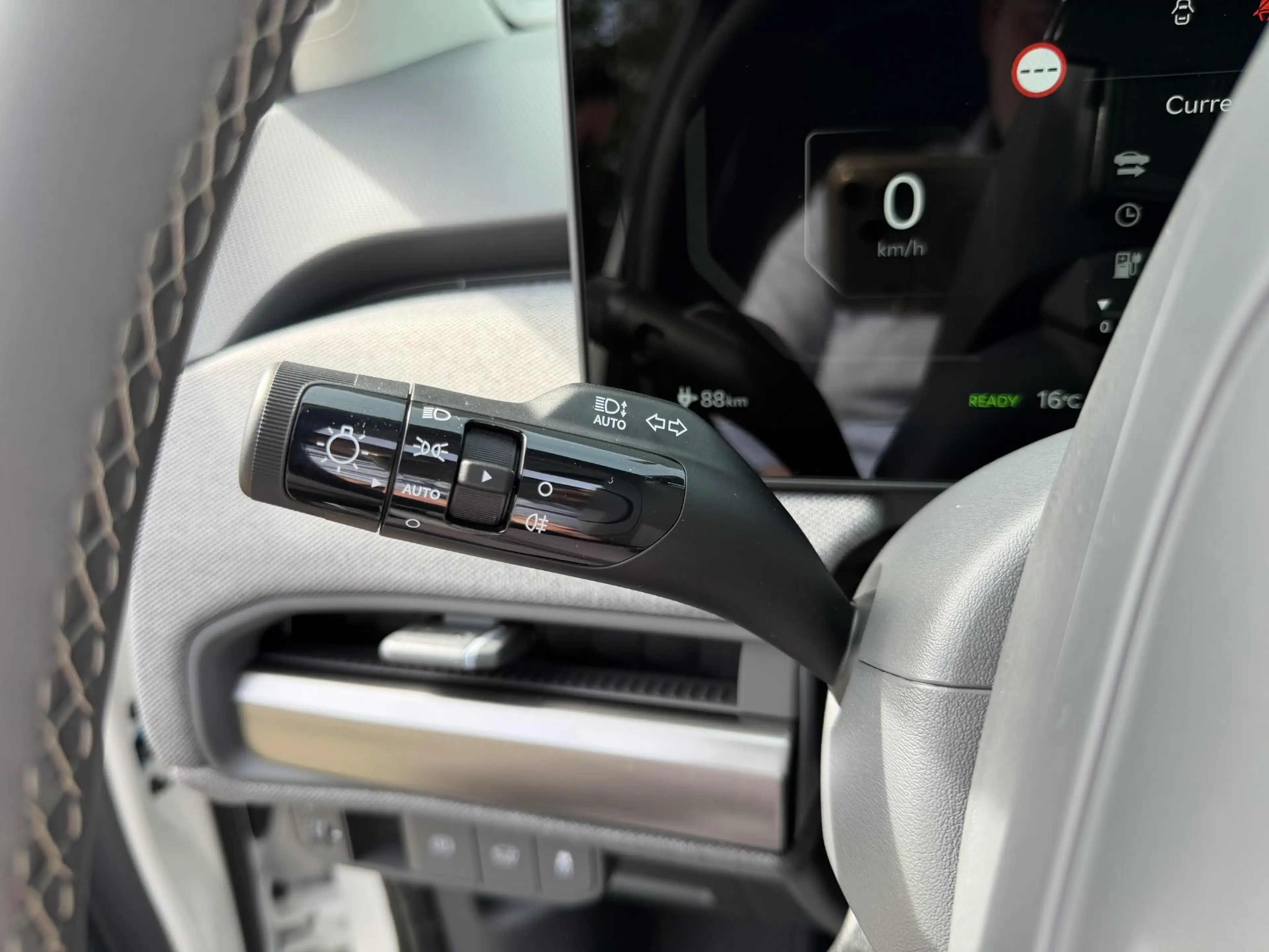 Kia EV3 Plus Advanced 58.3 kWh | Schuif/Kanteldak | Stoel/ — photo 15