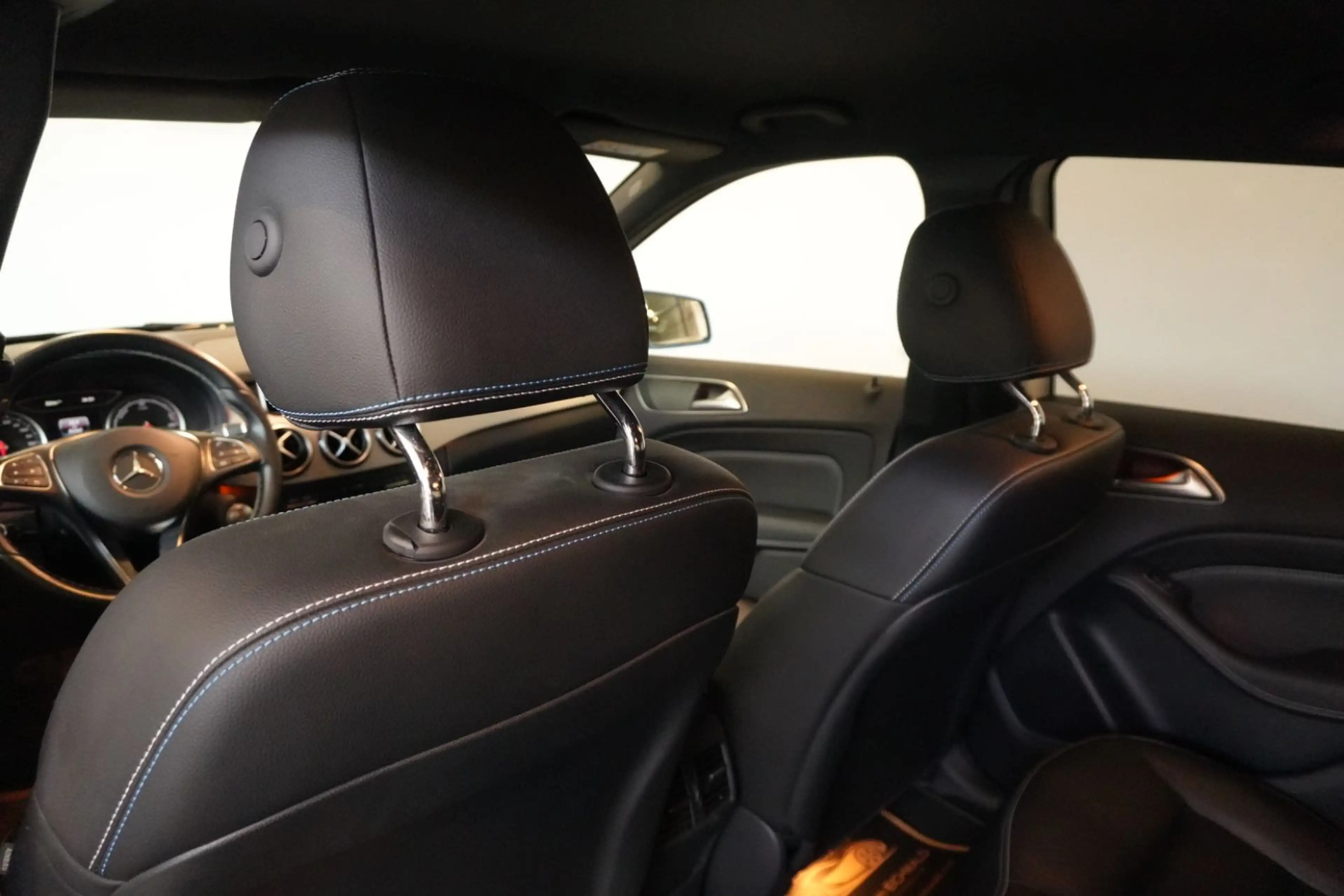 Mercedes-Benz B Electric Drive B 250 Electric Drive Standard BiXenon StzHzg — photo 14