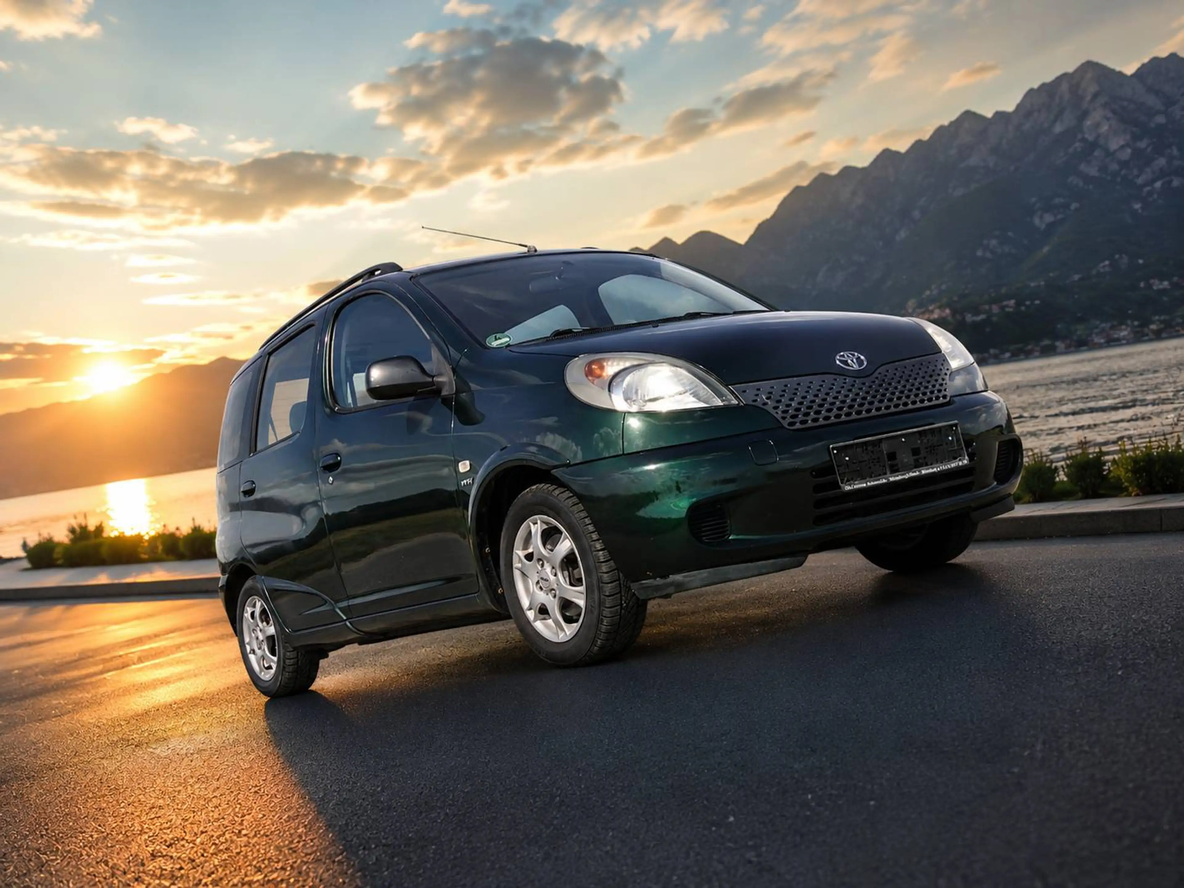 Toyota Verso Yaris. Verso1.3.Klima. Ganzjahresreifen — photo 7