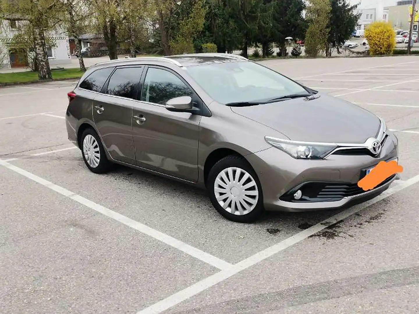 Toyota Auris Auris TS 1,2 Turbo Active Active Bronze - 1