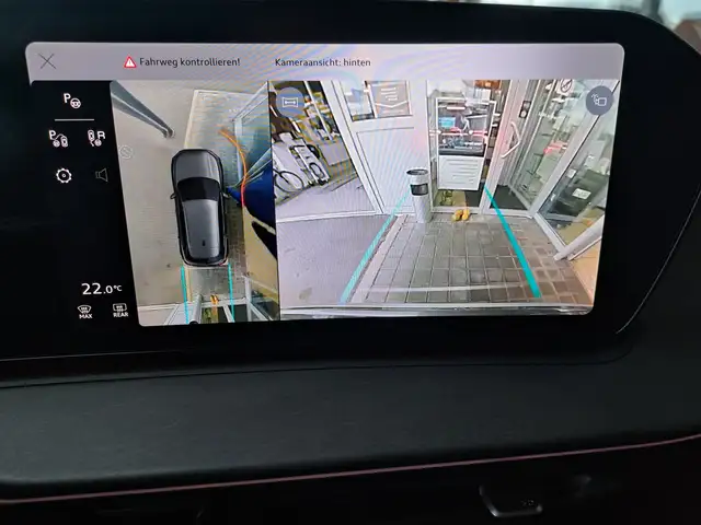 Audi Q3 e-hybrid 200 kW Ansicht 6