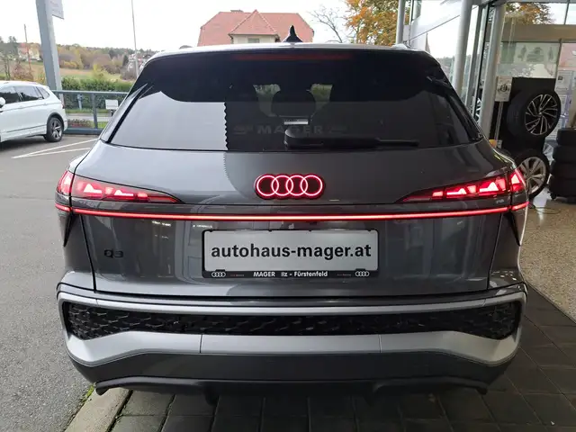 Audi Q3 e-hybrid 200 kW Ansicht 4