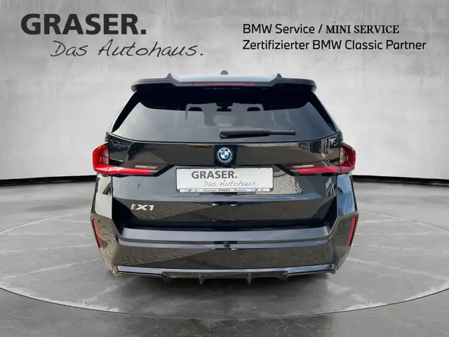 BMW Ix1 view 5
