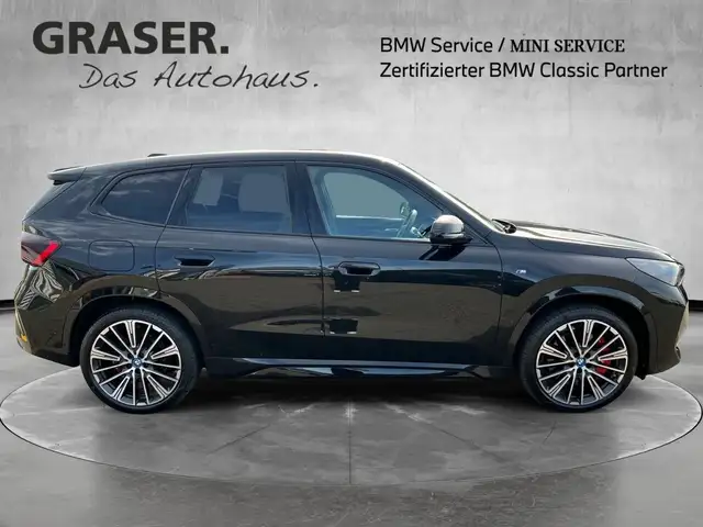 BMW Ix1 view 7