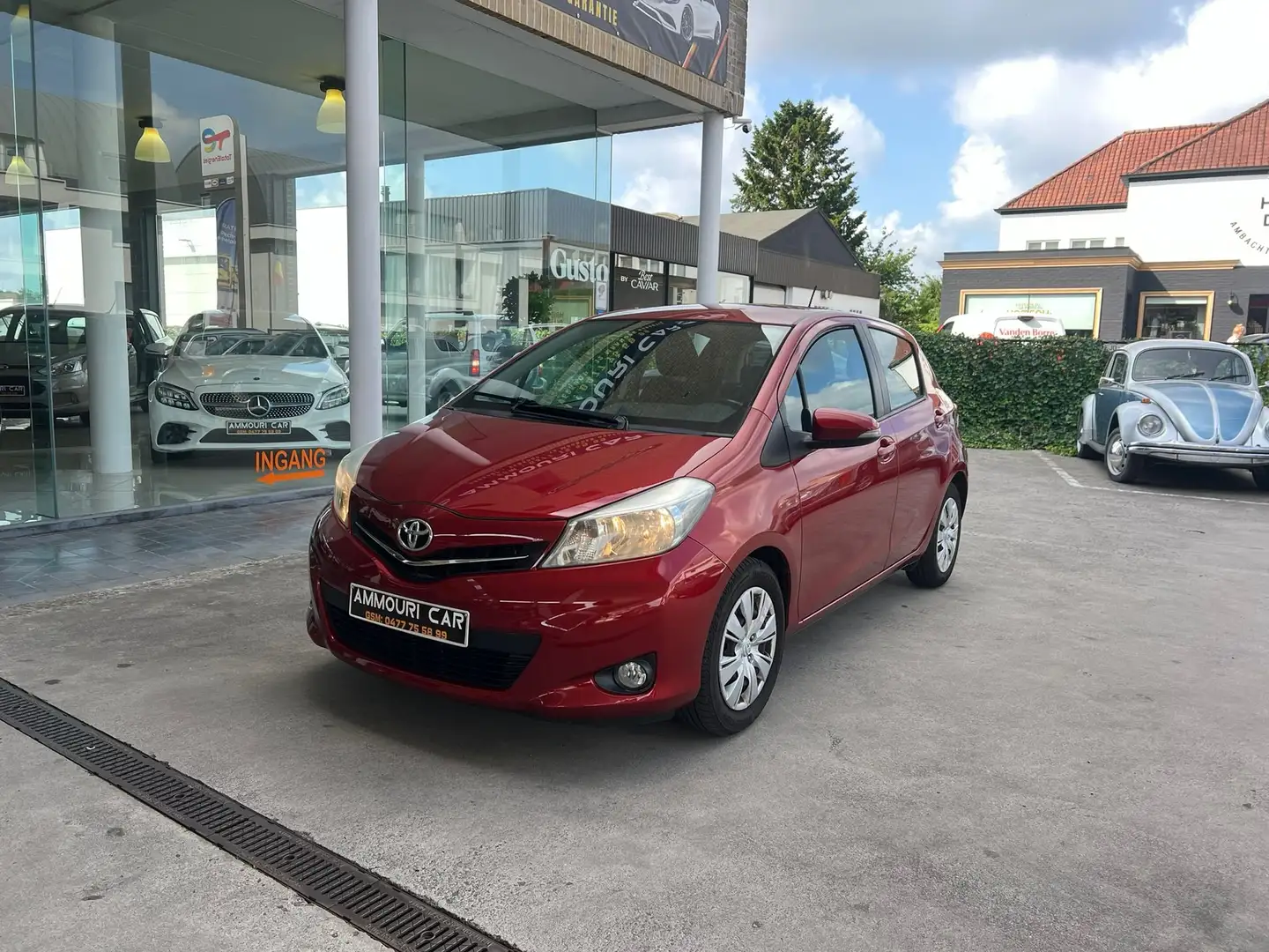 Toyota Yaris Yaris 1.33 VVT-i Multidrive S Life Rojo - 1