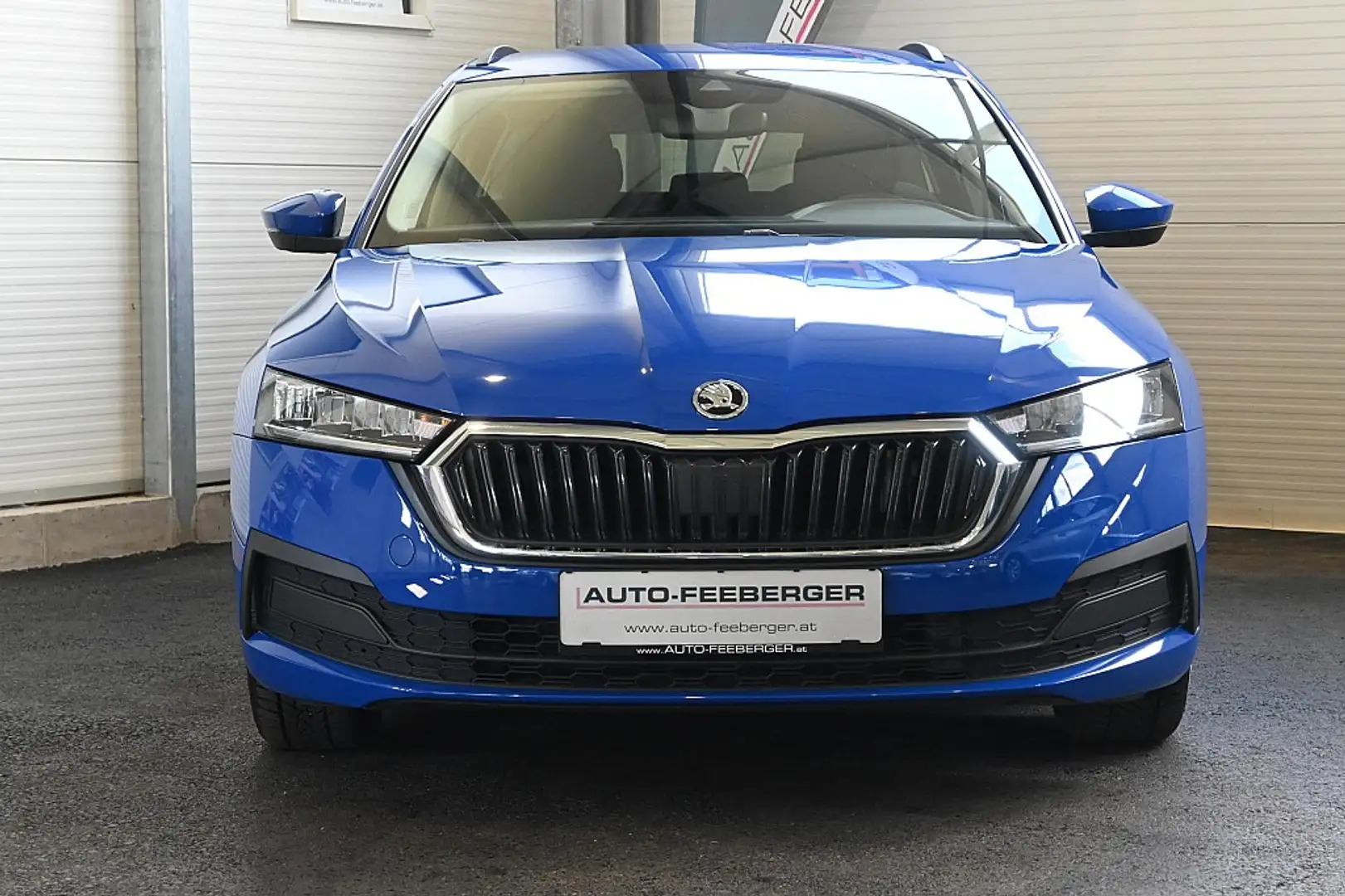 Skoda Octavia Combi 2,0 TDI Active,LED,Tempomat,Mirror-Link,C... Blauw - 2