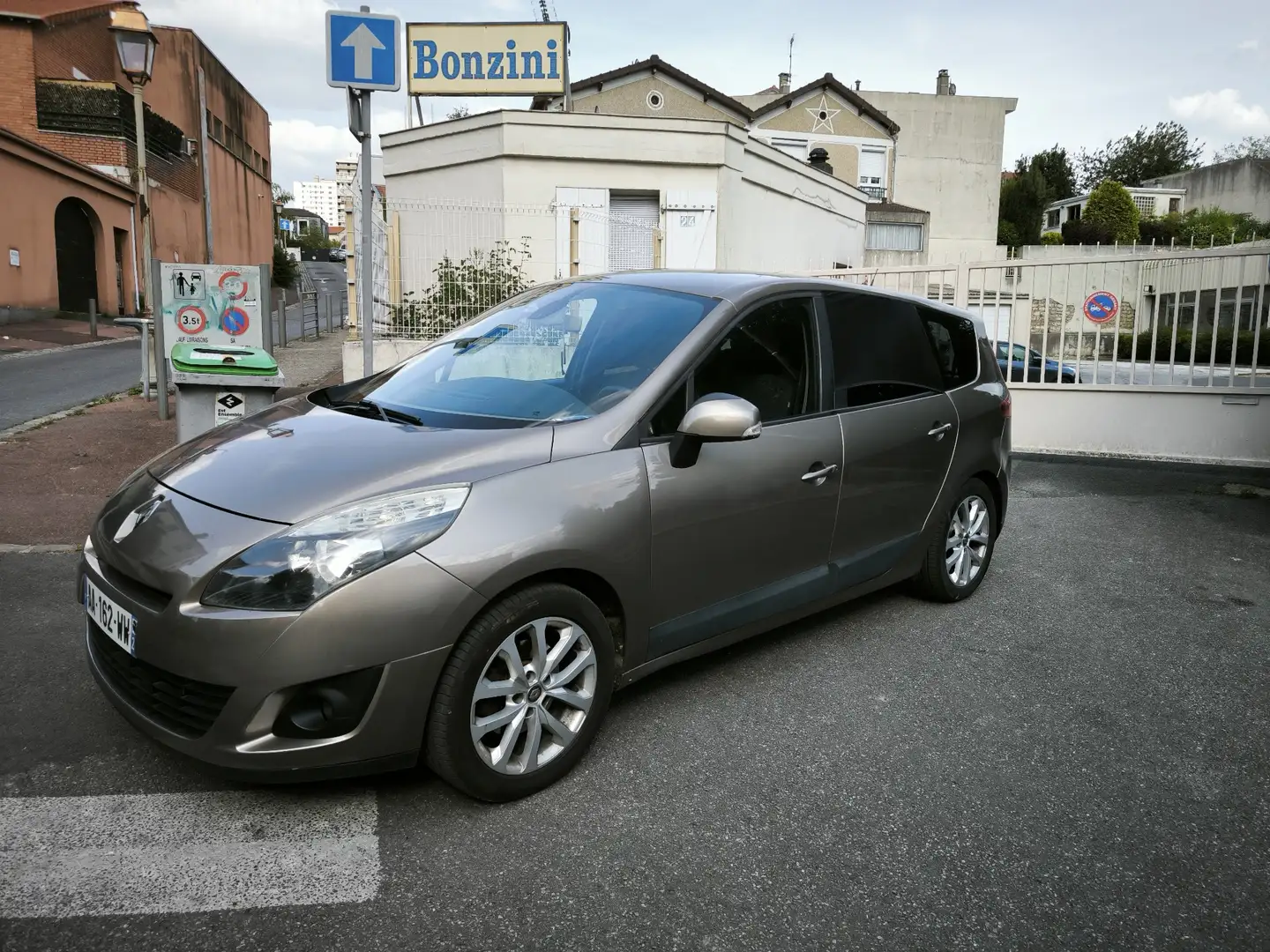 Renault Grand Scenic 1.9 dCi 130 Exception 7 pl - 1