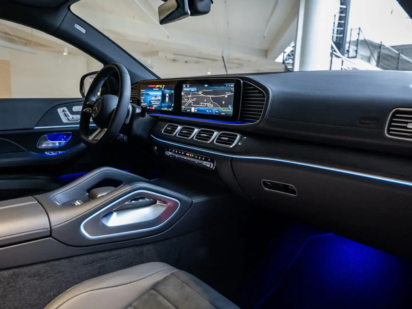 Mercedes-Benz GLE 400 e 4M Coupé AMG-Sport/Pano/Burm/AHK/Night Schwarz - 2