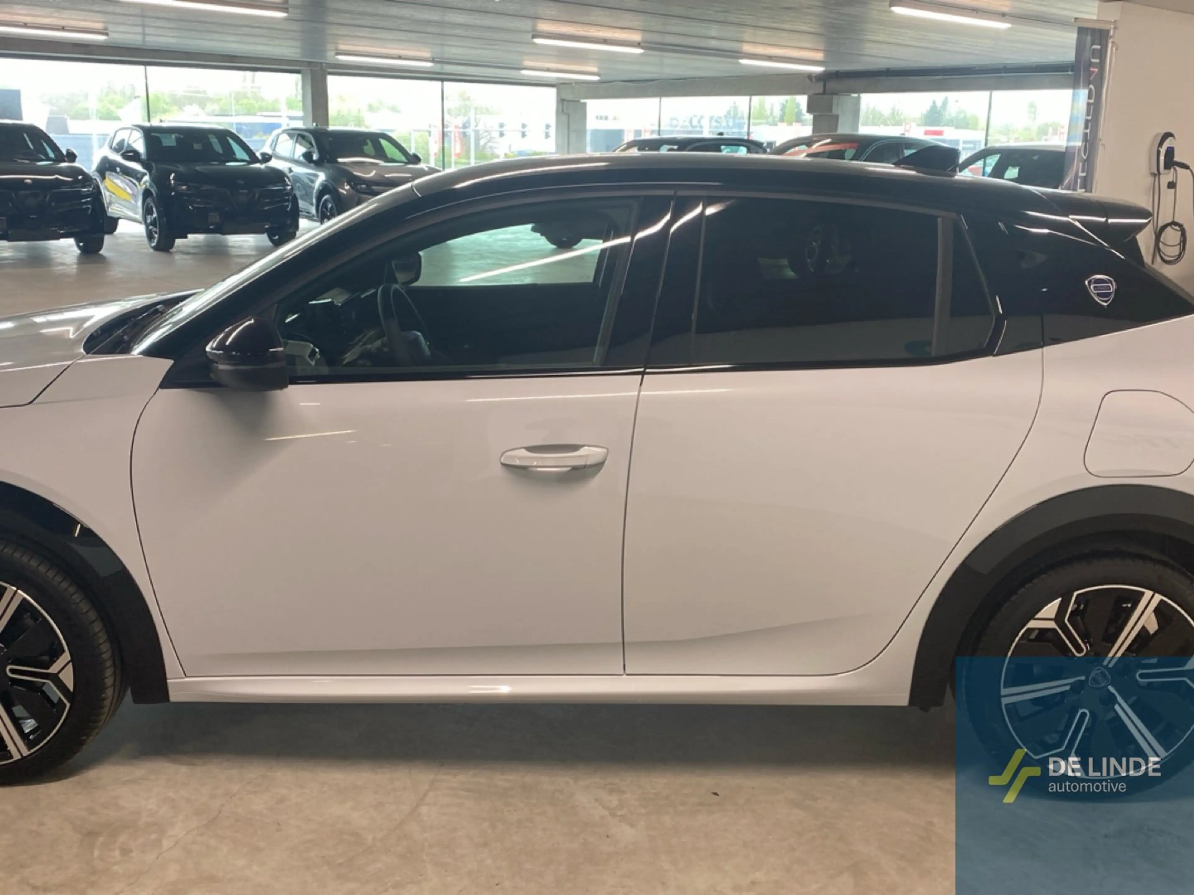 Lancia Ypsilon Turbo LX eDCT6 — photo 10