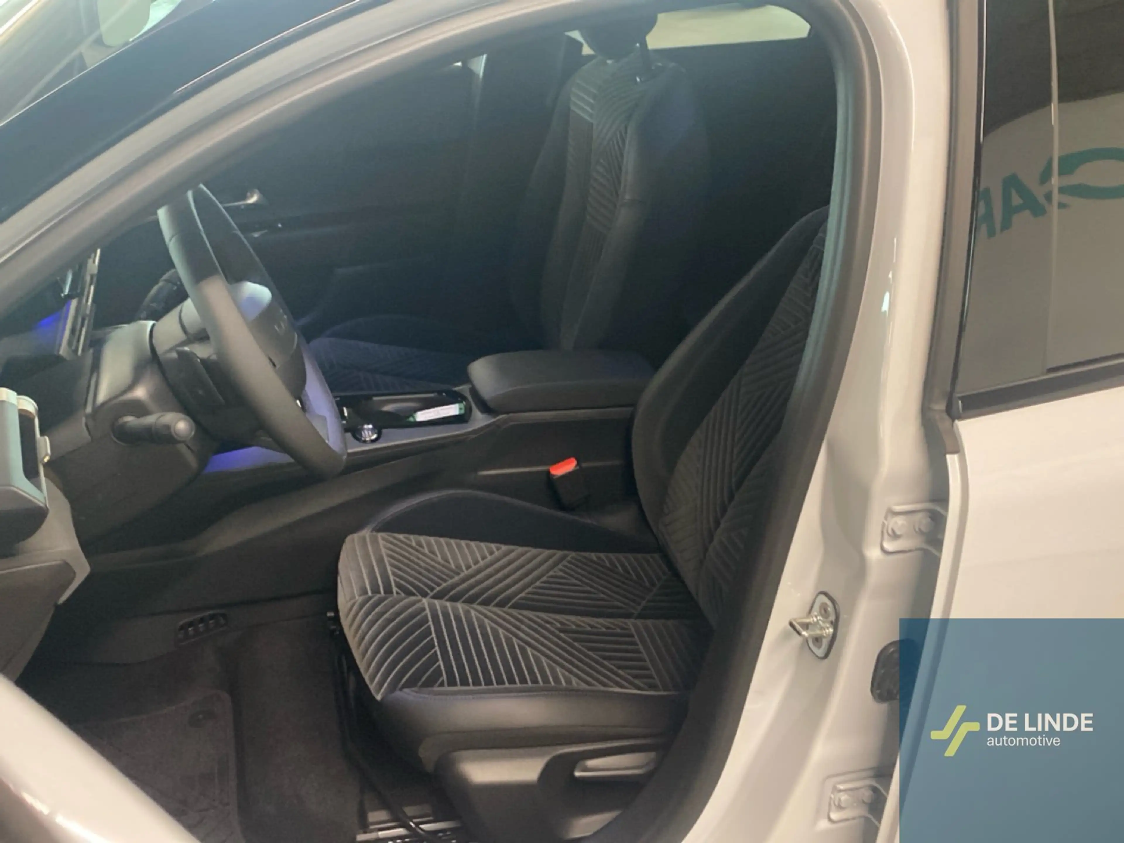 Lancia Ypsilon Turbo LX eDCT6 — photo 14