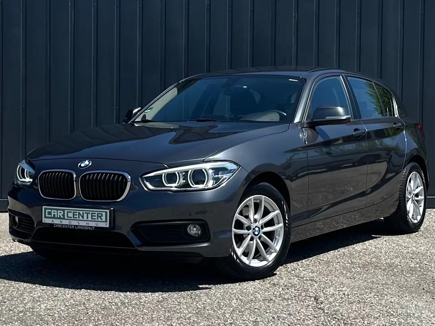 BMW 116 d Advantage AUTOMATIK,LED,PDC,TEMPOMAT,NAVI Gris - 1