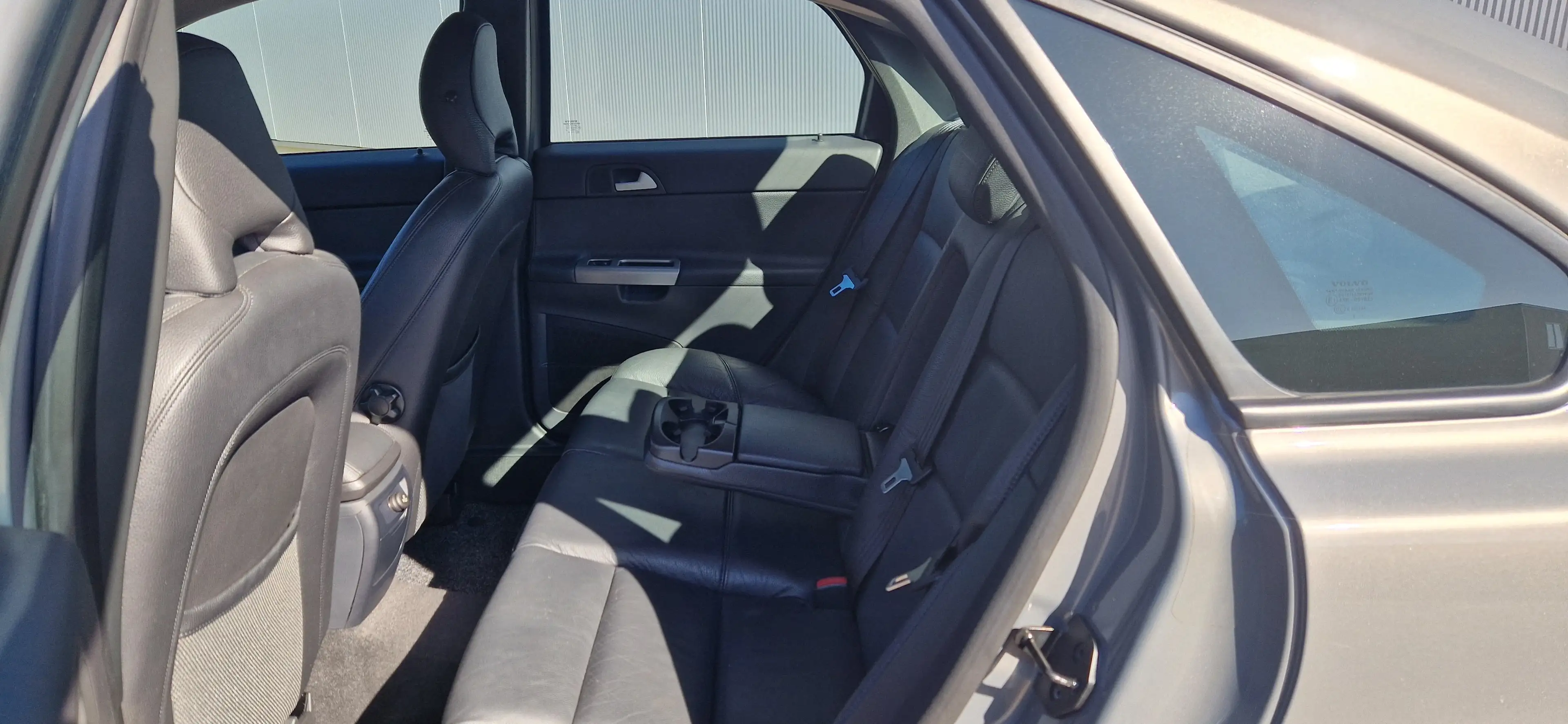 Volvo S40 II 1.6D 110ch Summum Edrive — photo 10
