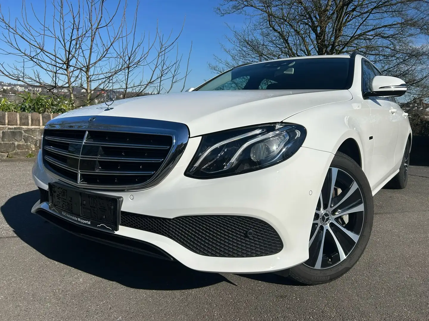 Mercedes-Benz E 300 de T 9G-TRONIC LED/Navi/Standheizung/Alu18" Blanc - 2