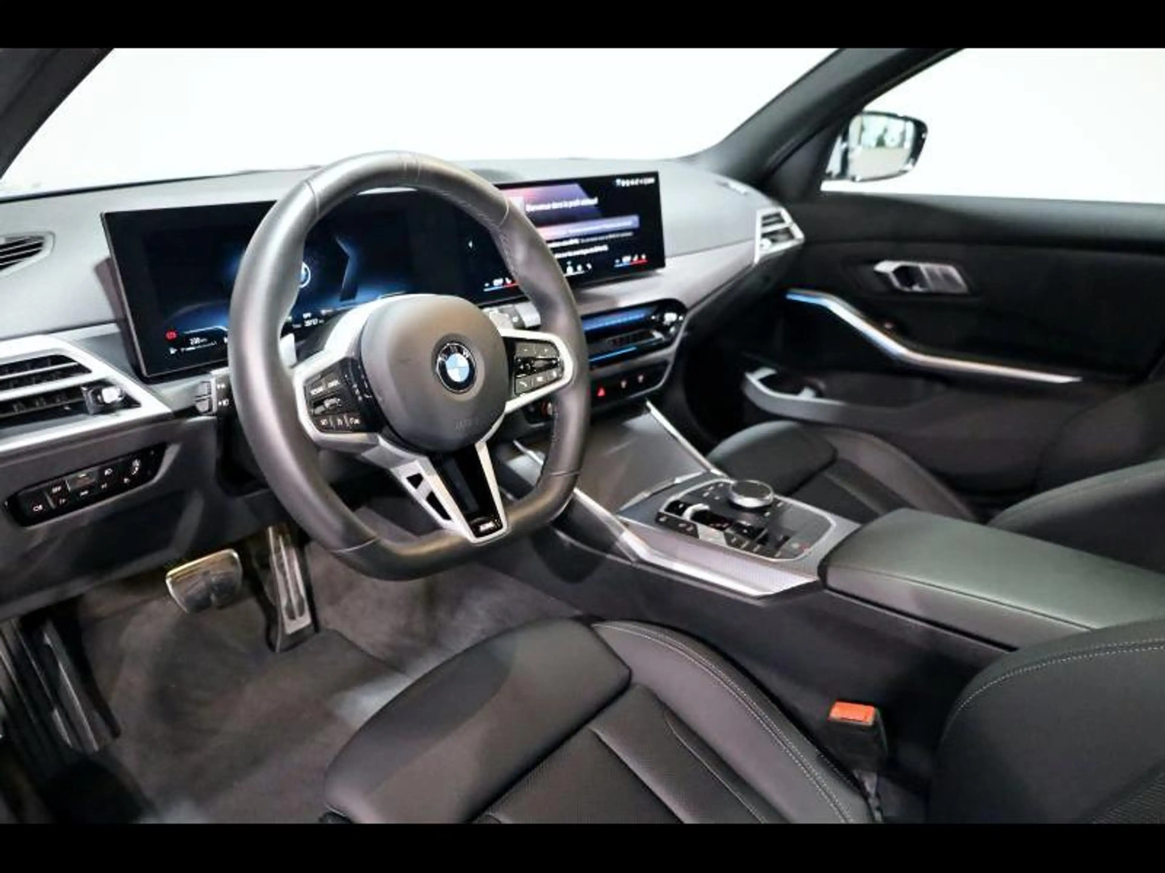 BMW 318 i Touring Kit M Sport — photo 6