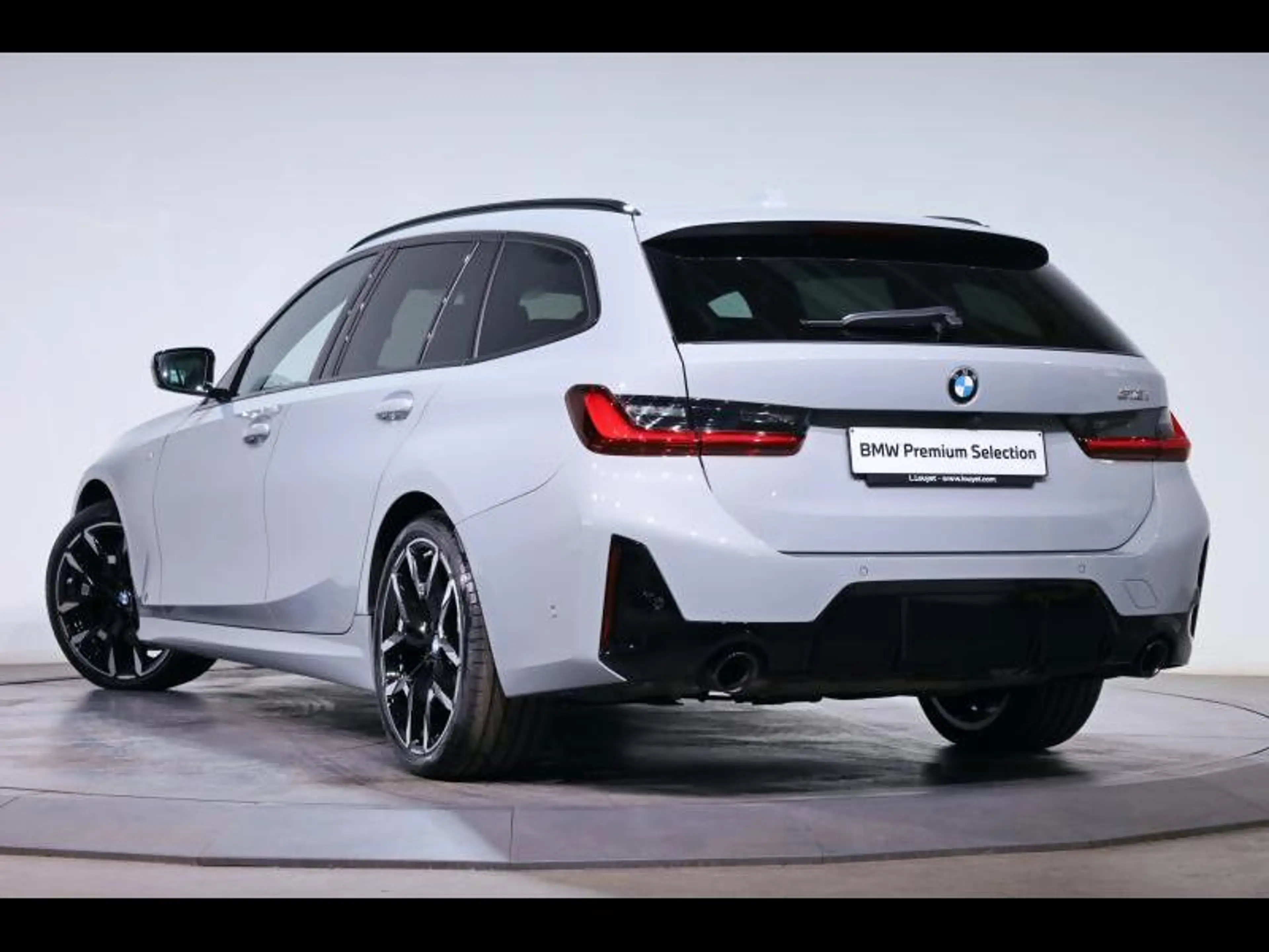 BMW 318 i Touring Kit M Sport — photo 5