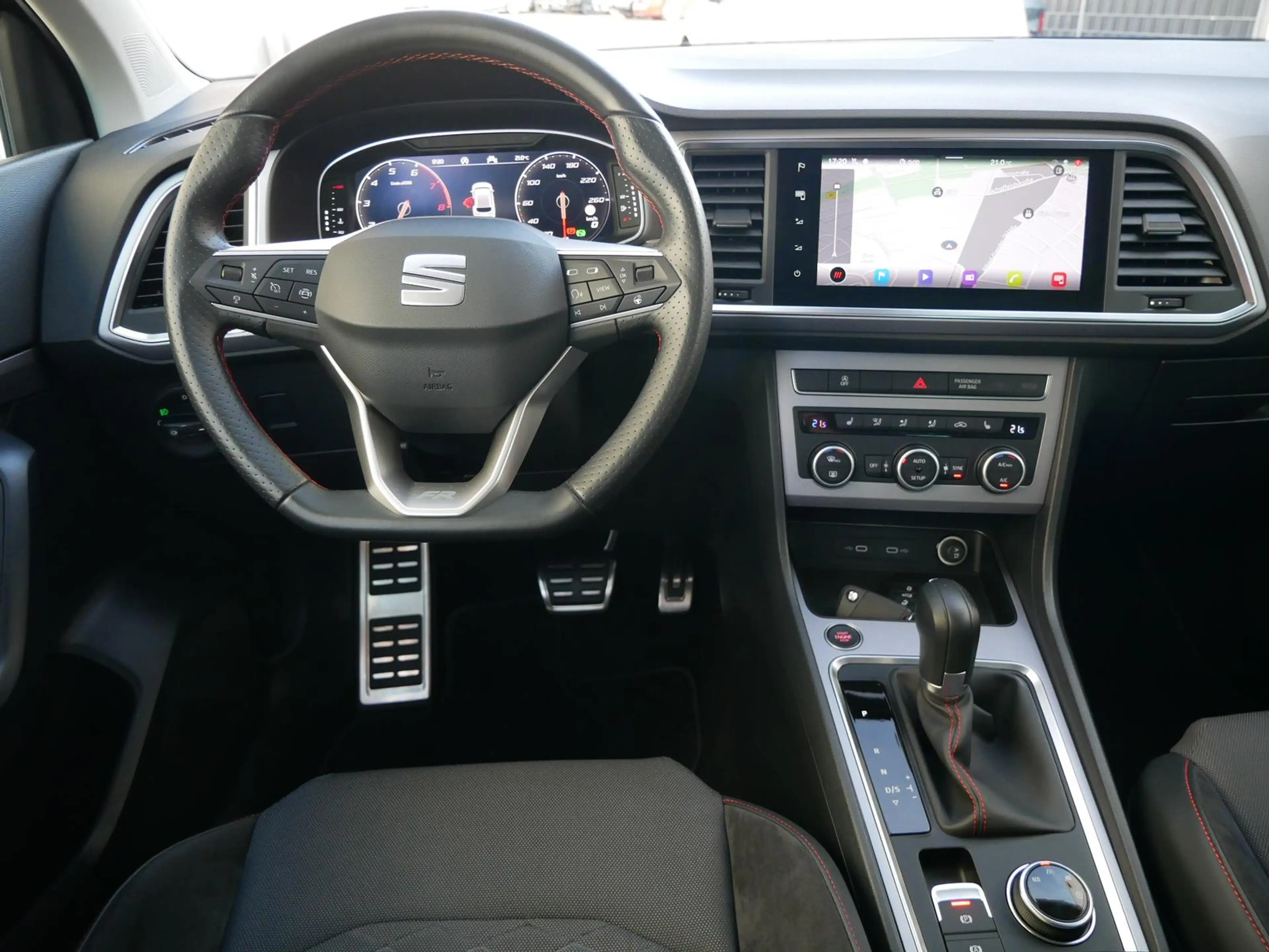 SEAT Ateca 1.5 TSI DSG FR AHK+SHZ+KAMERA+NAVI — photo 12