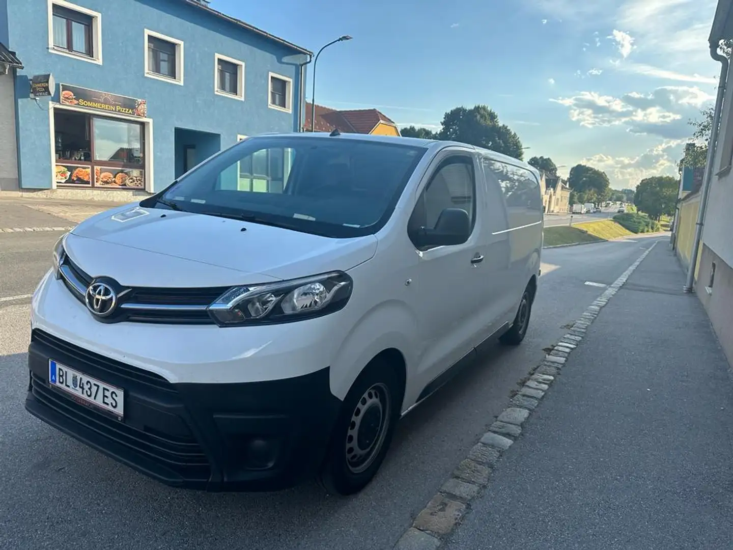 Toyota Proace Pro Ace 1,5 D-4D 100 L1 Basis Basis Weiß - 1