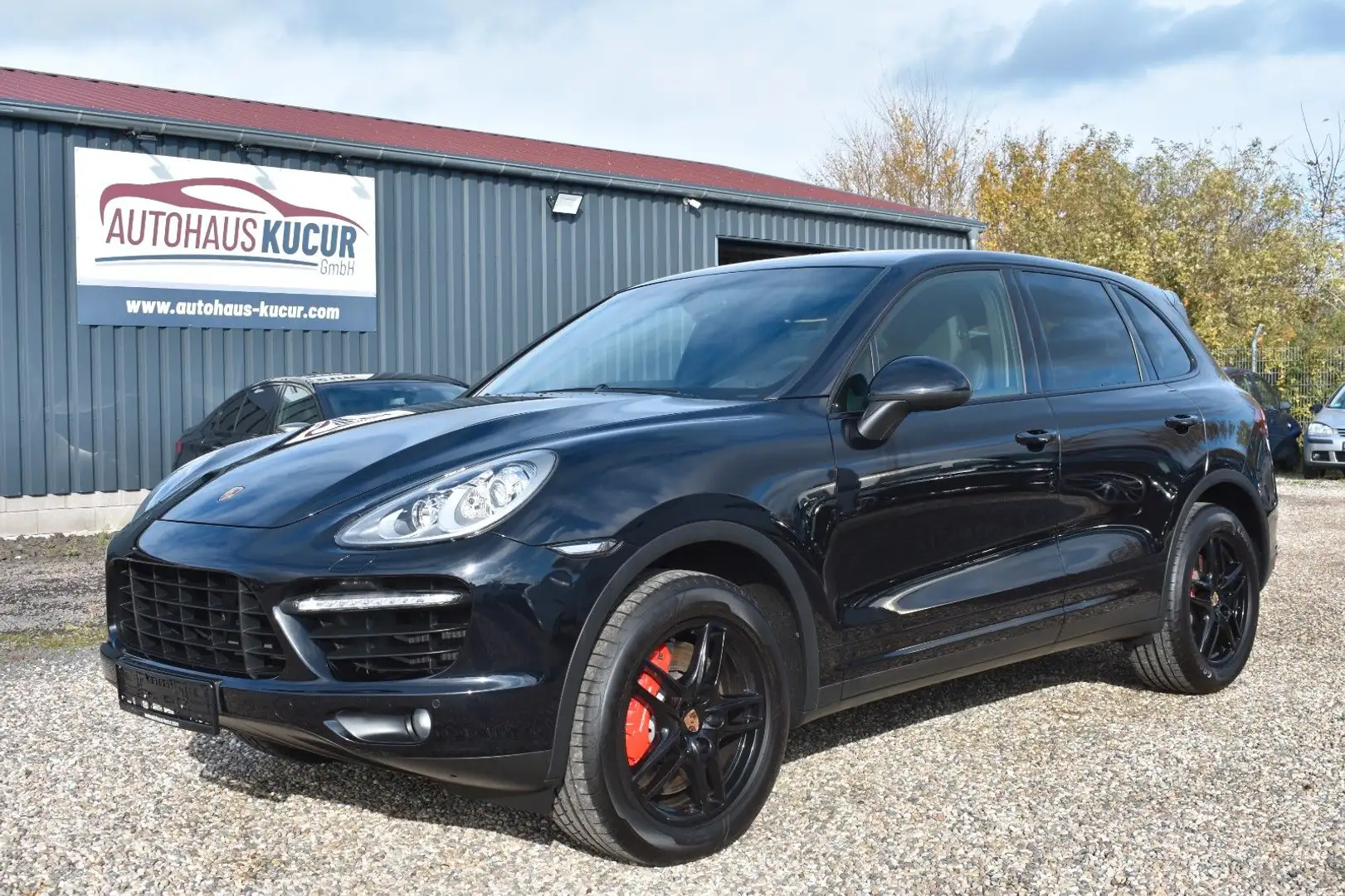 Porsche Cayenne Turbo 1.Hand Burmester Neuwagenzustand Schwarz - 1