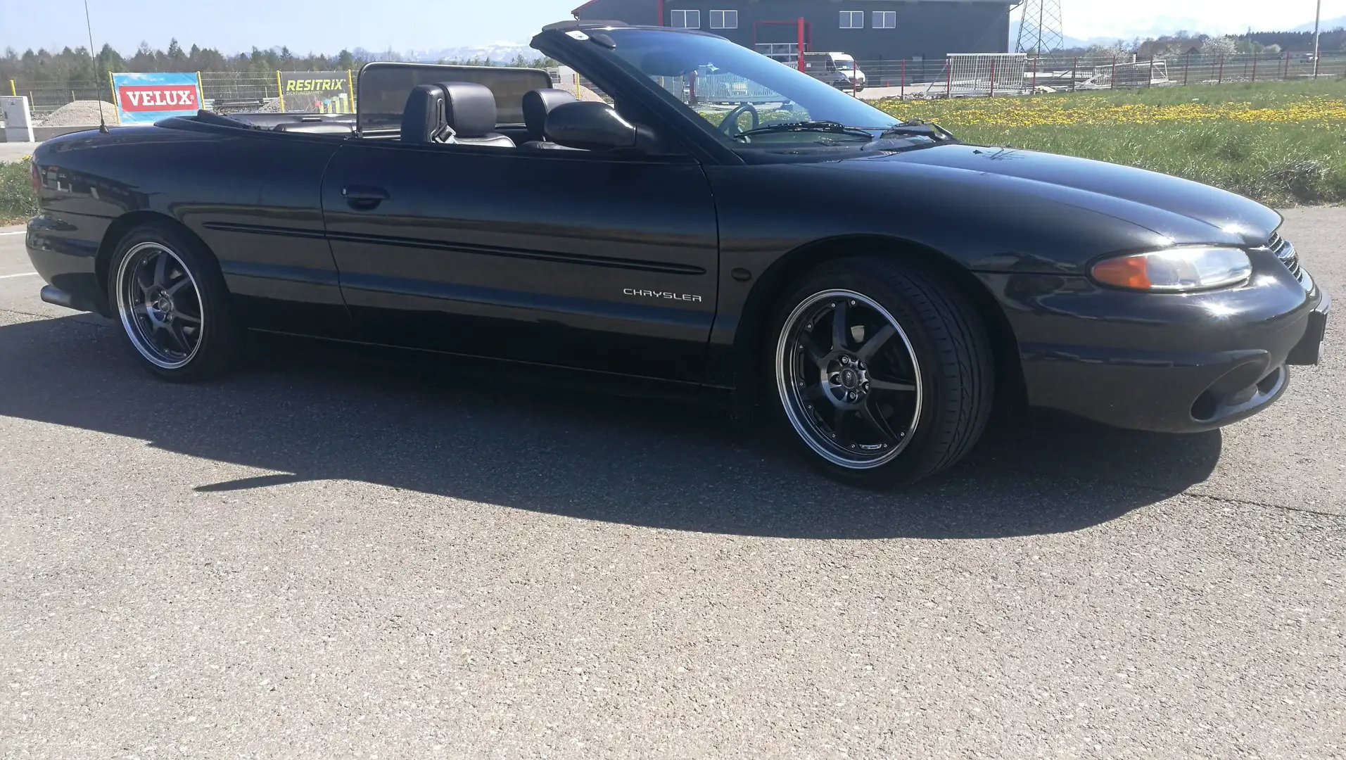 Chrysler Stratus Stratus Cabrio 2,5 LX Aut. Schwarz - 1