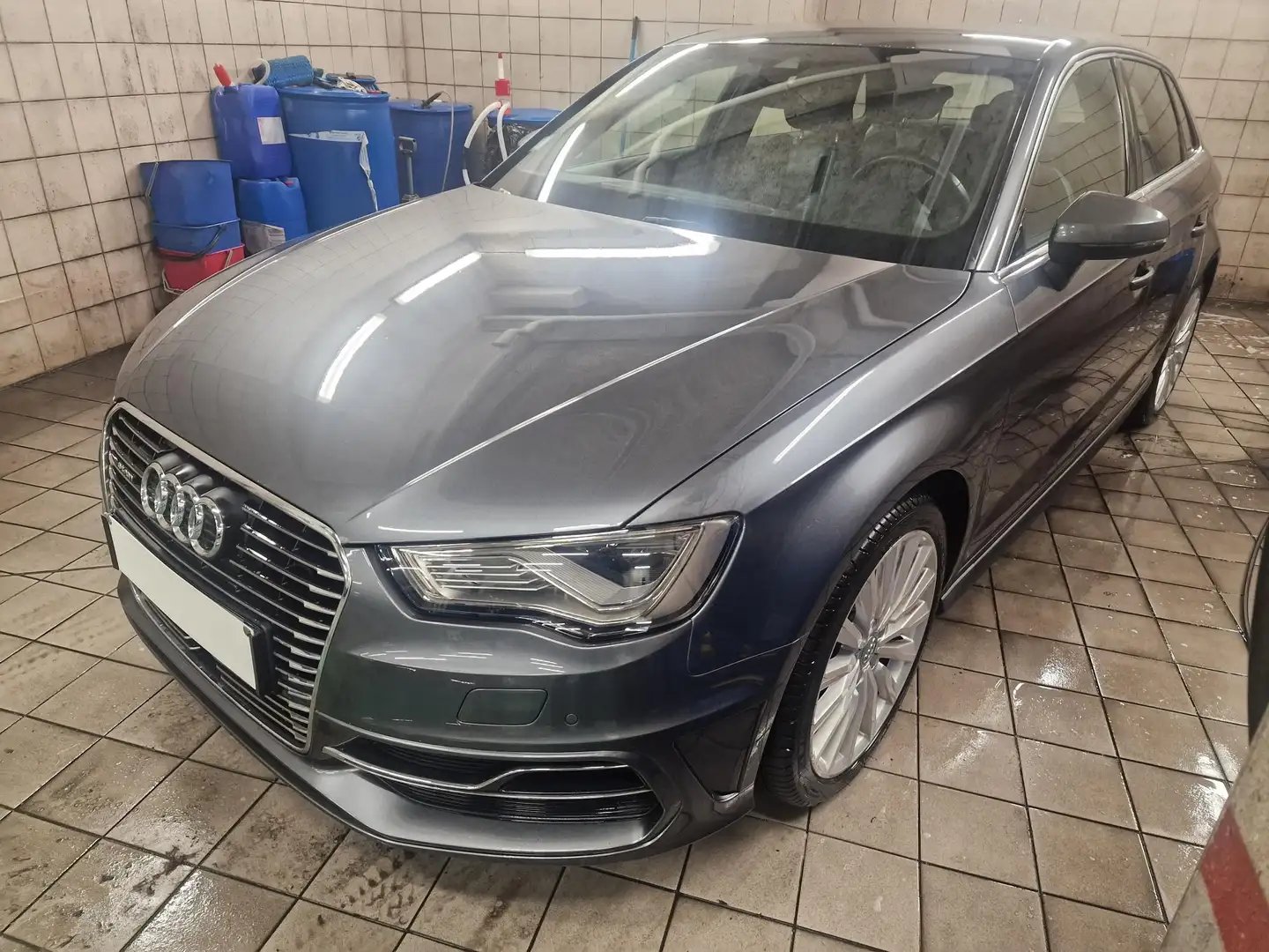 Audi A3 A3SPORTBACK e-tron s-line Gris - 1