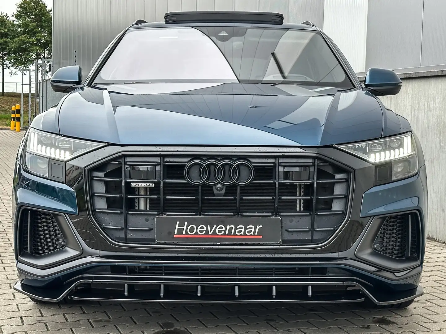 Audi Q8 55 TFSI e 381Pk S line SQ8 Dif Rs-int B&O 22Inch F Blauw - 2