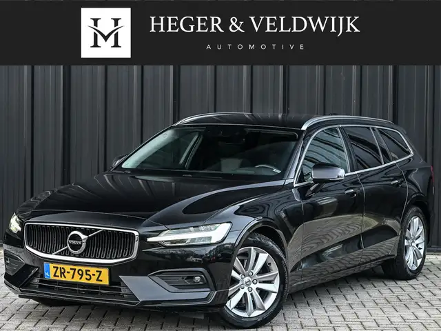 Volvo V60 2.0 D4 Momentum · Camera · Blis · Adaptive cruise