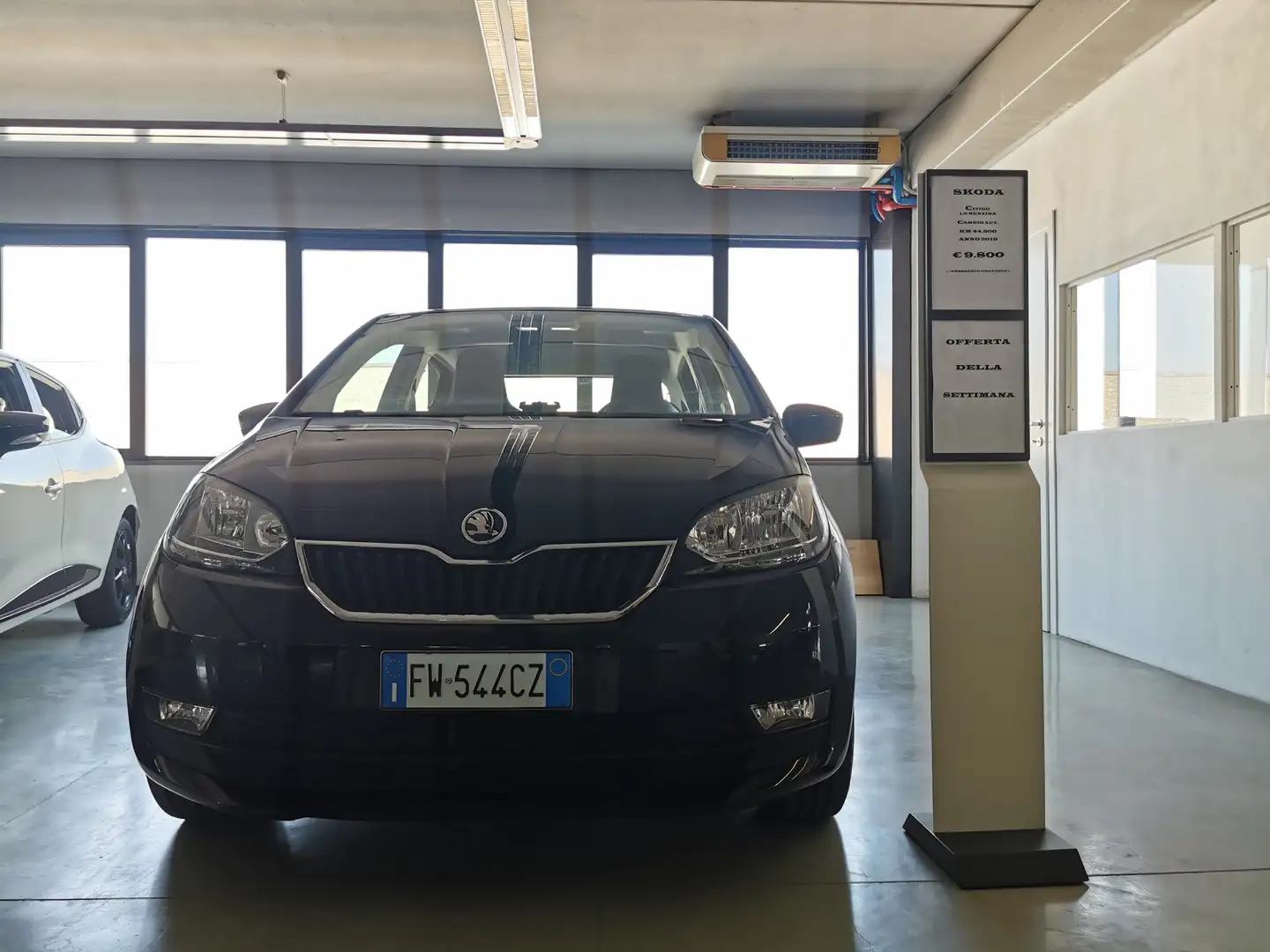 Skoda Citigo Citigo 5p 2018 5p 1.0 mpi Ambition 75cv asg my19 Nero - 1