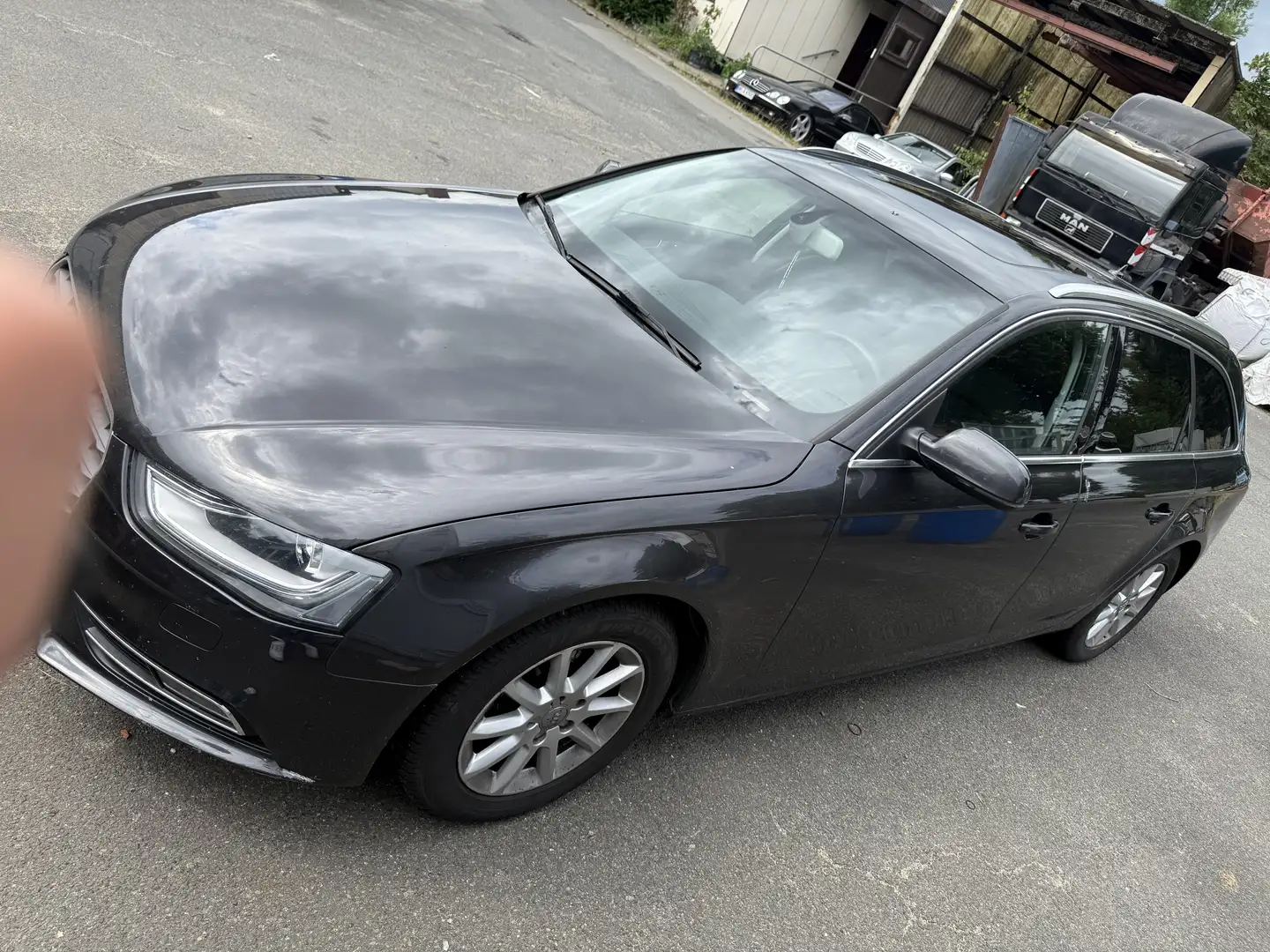 Audi A4 Avant 2.0 TDI DPF multitronic S line Sportpaket - 2