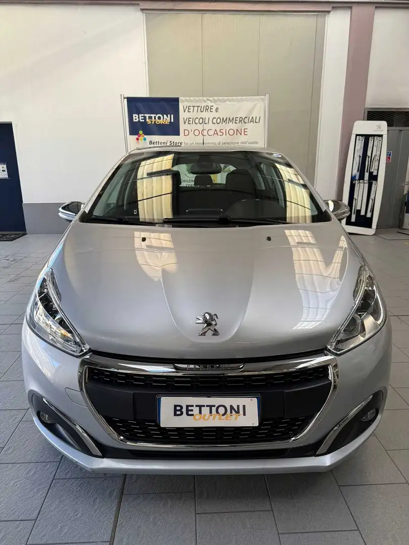 Peugeot 208 1° serie BlueHDi 75 5 porte Allure Grigio - 2