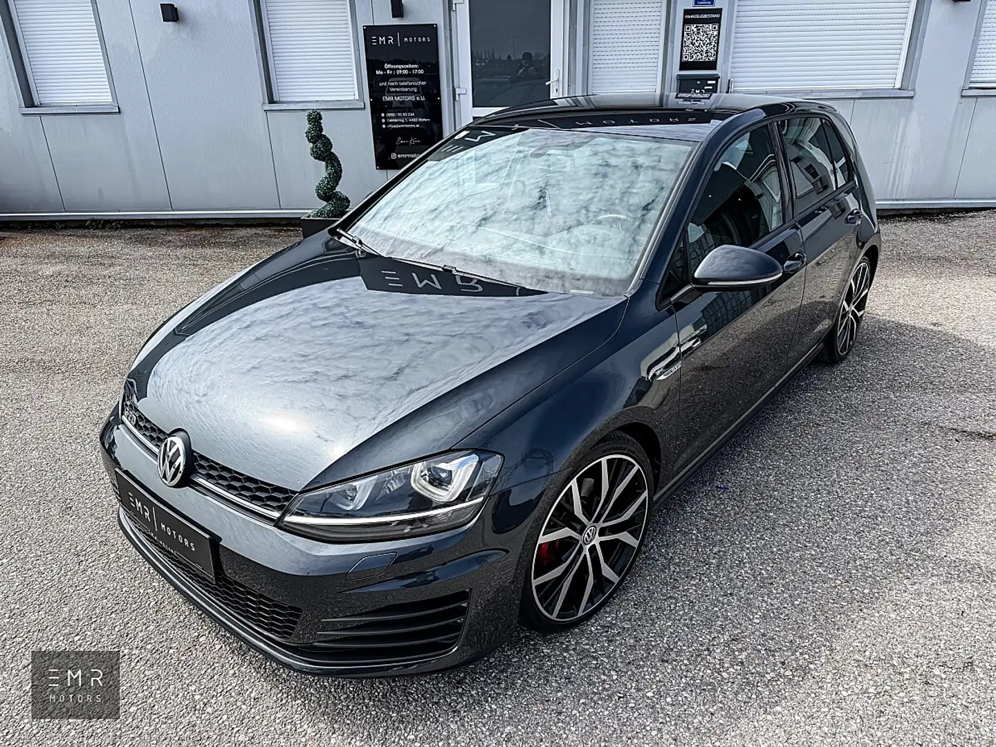 Volkswagen Golf GTD 2,0 TDI DSG DYNAUDIO, BI-XENON, 19'', TEMPO... Grau - 2