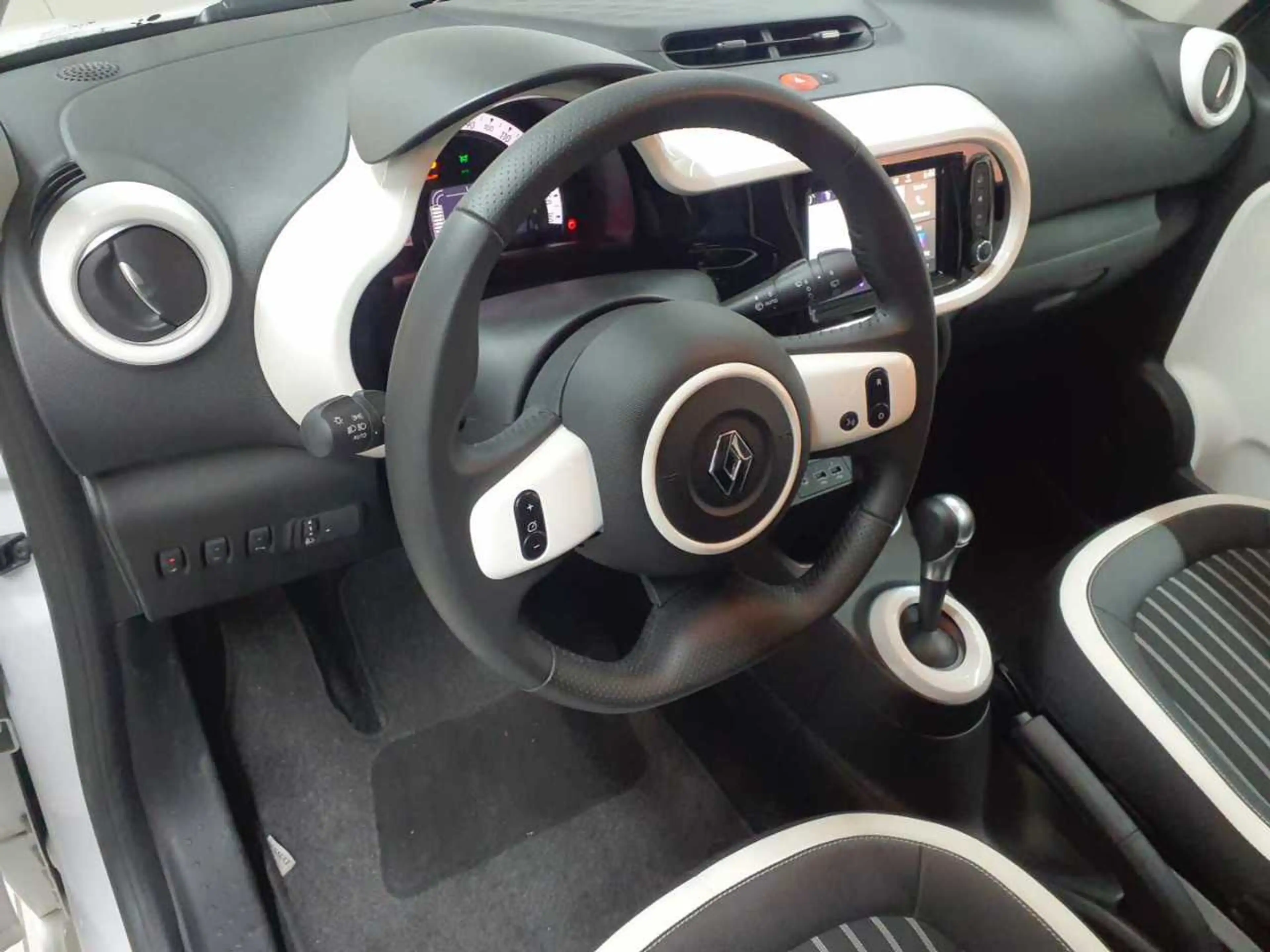 Renault Twingo Twingo Electric Techno Navi — photo 9