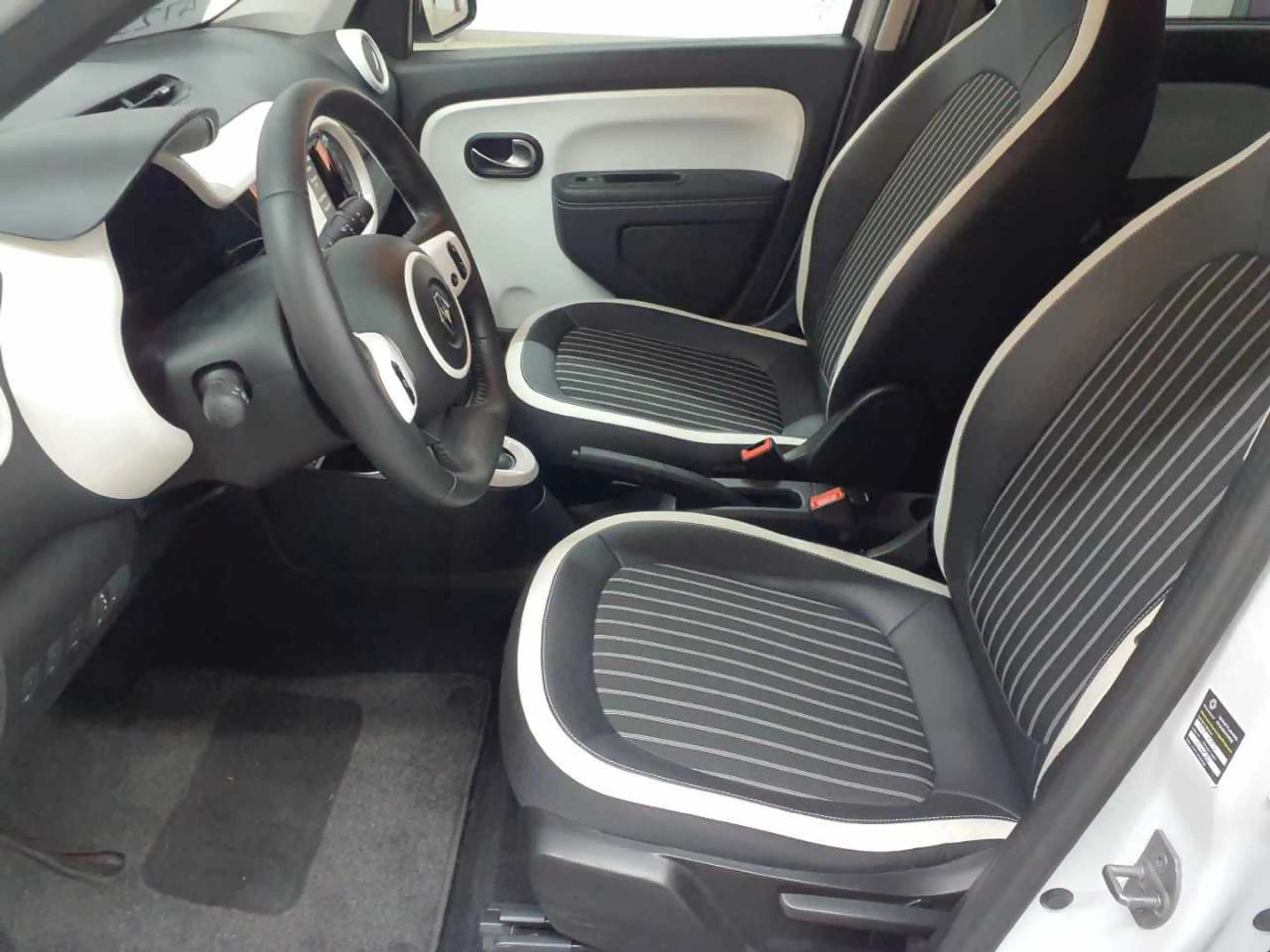 Renault Twingo Twingo Electric Techno Navi — photo 8